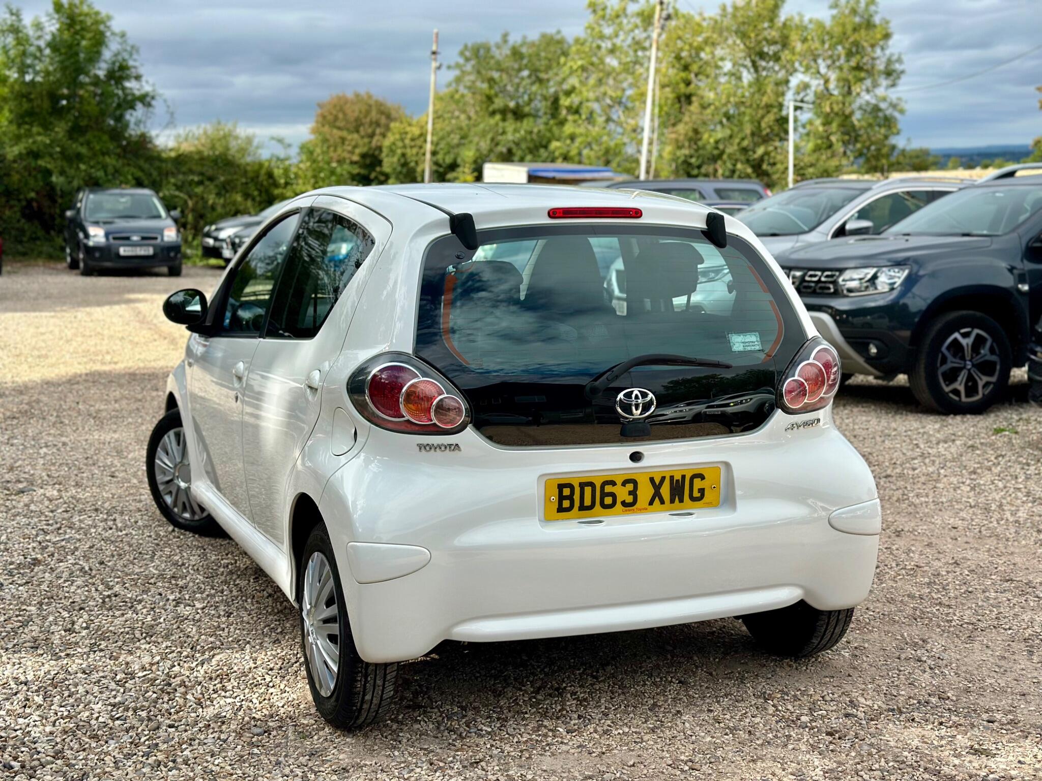 Toyota Aygo view 11