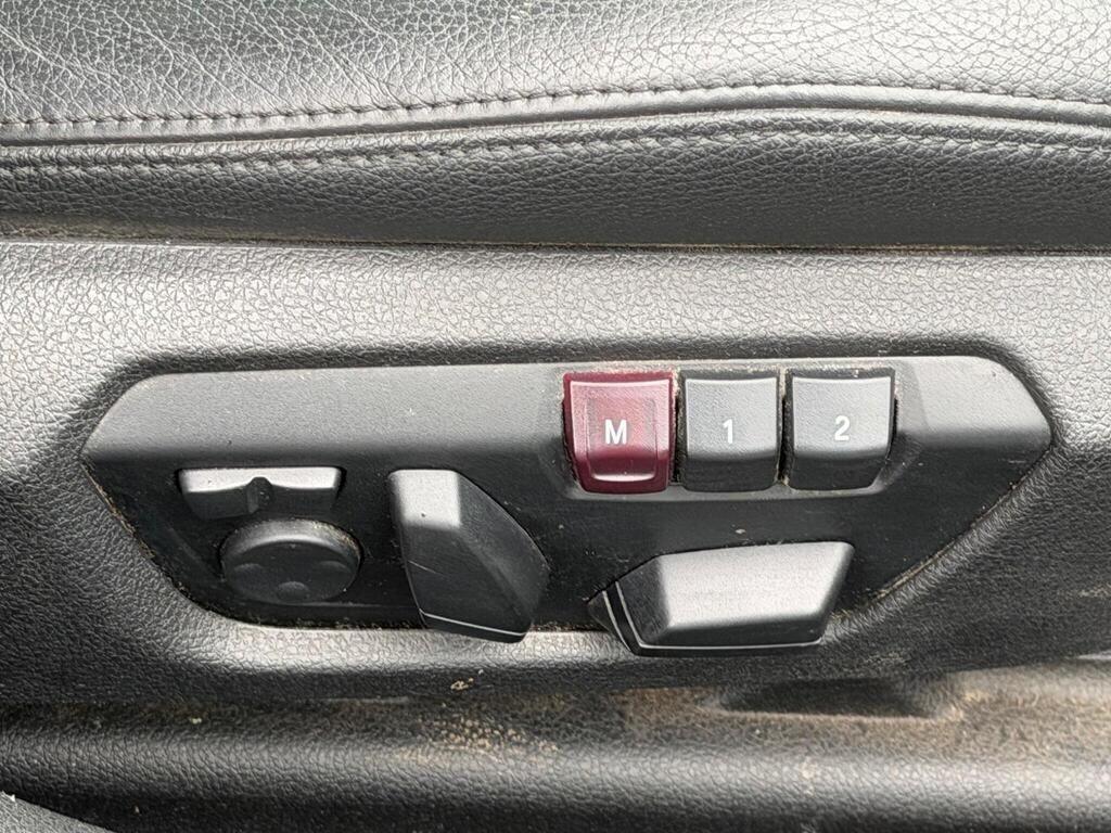 BMW 3 Series view 52