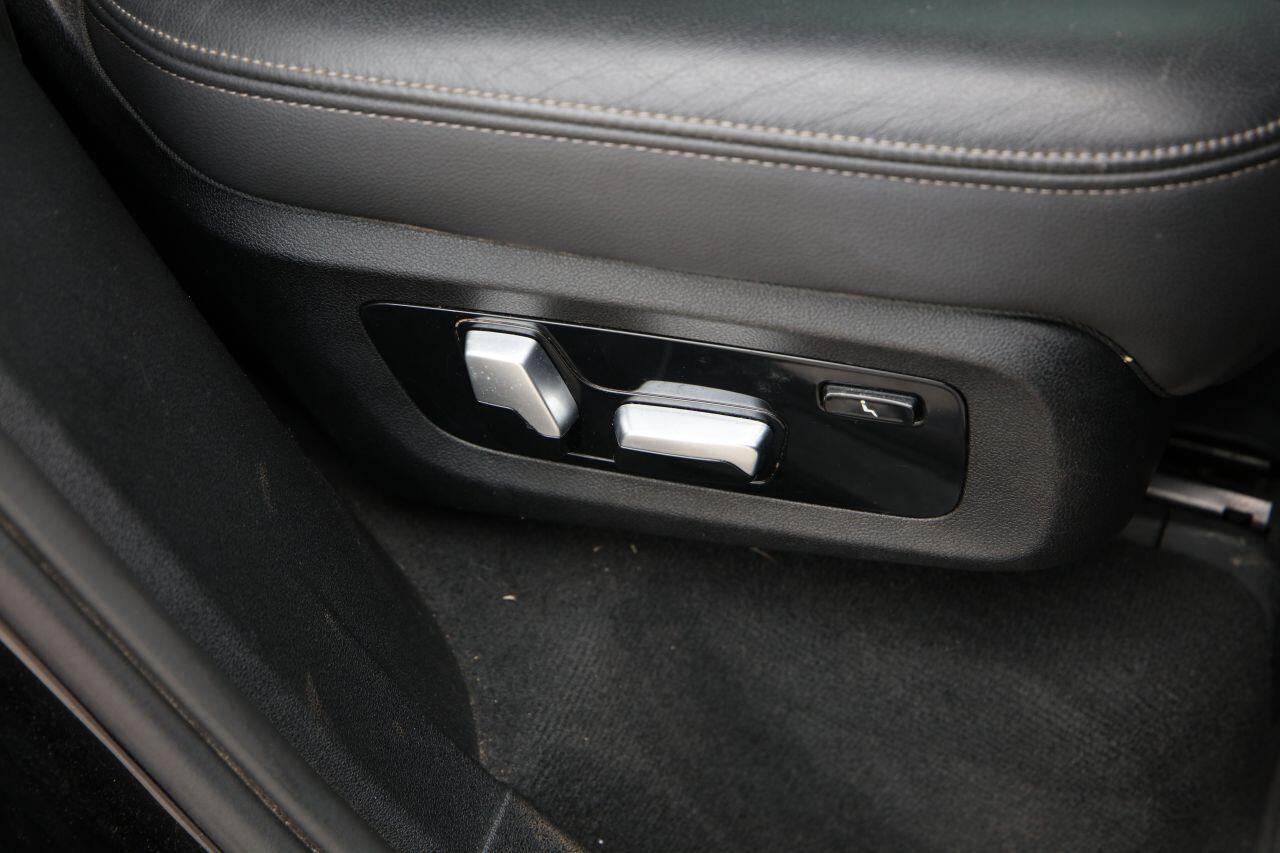 BMW X5 view 35