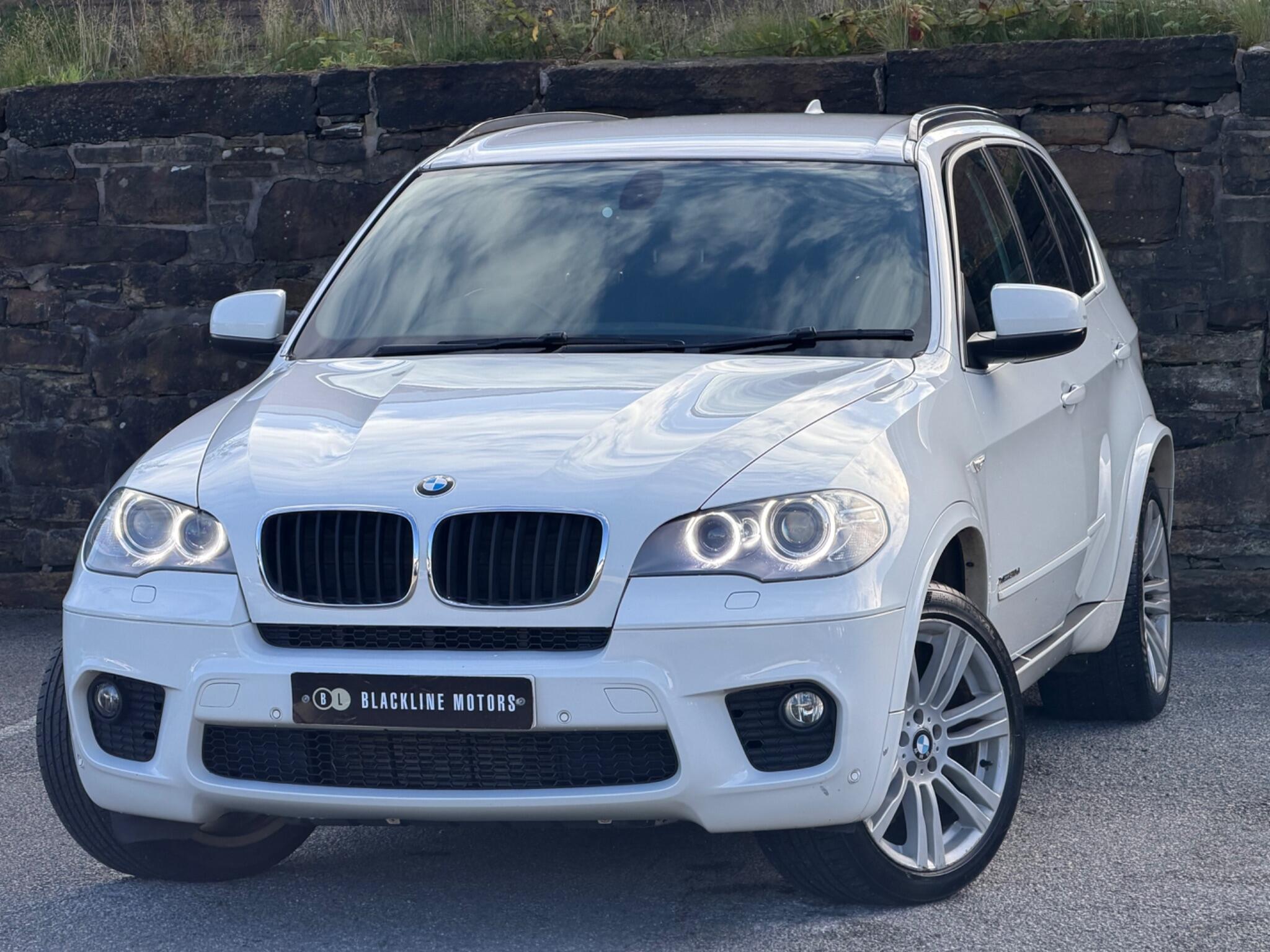 BMW X5 view 3