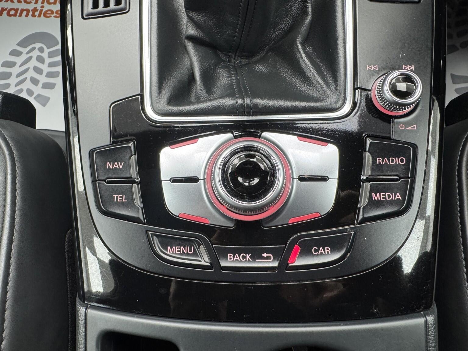 Audi A4 view 18