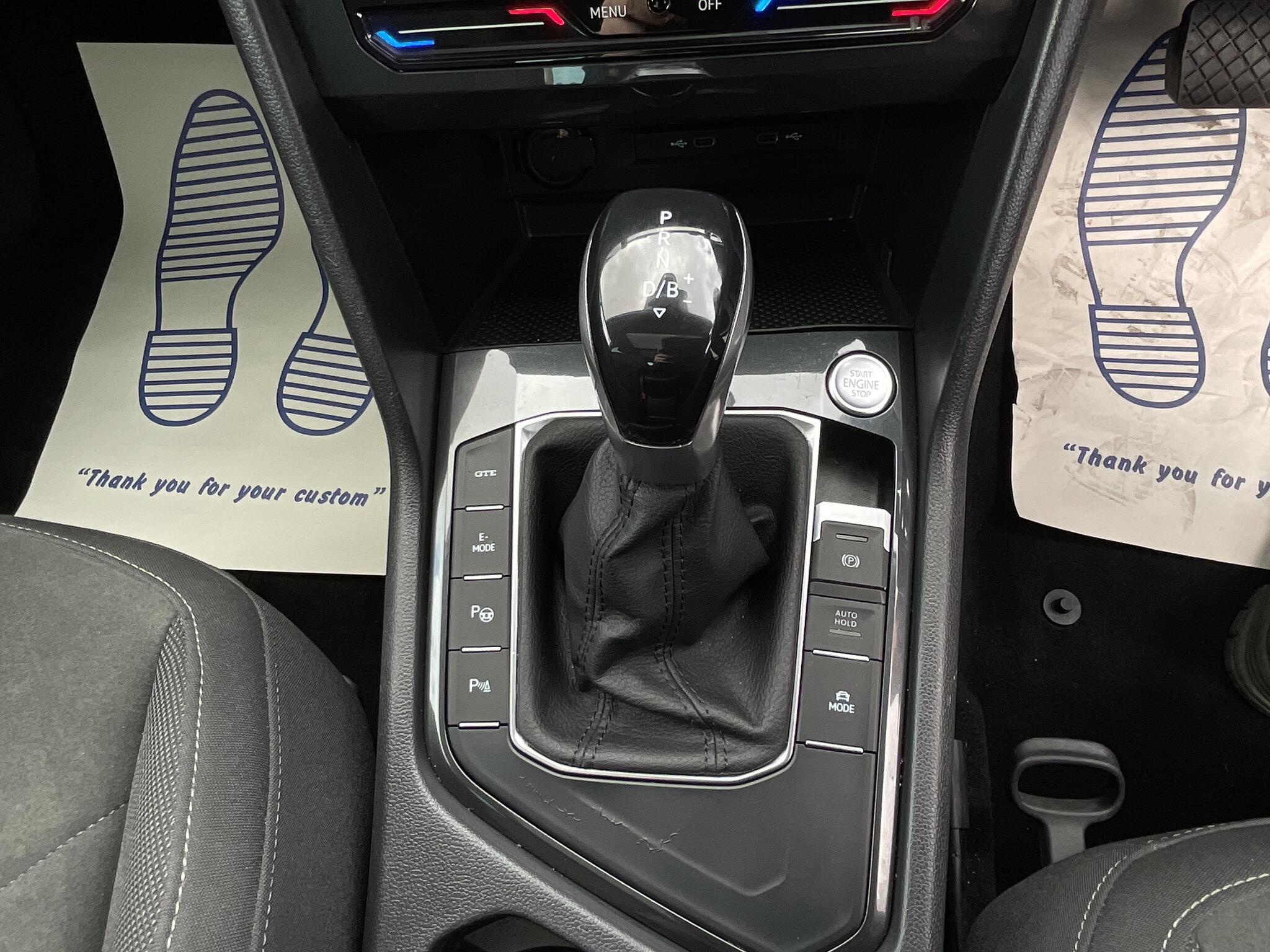 Volkswagen Tiguan view 25