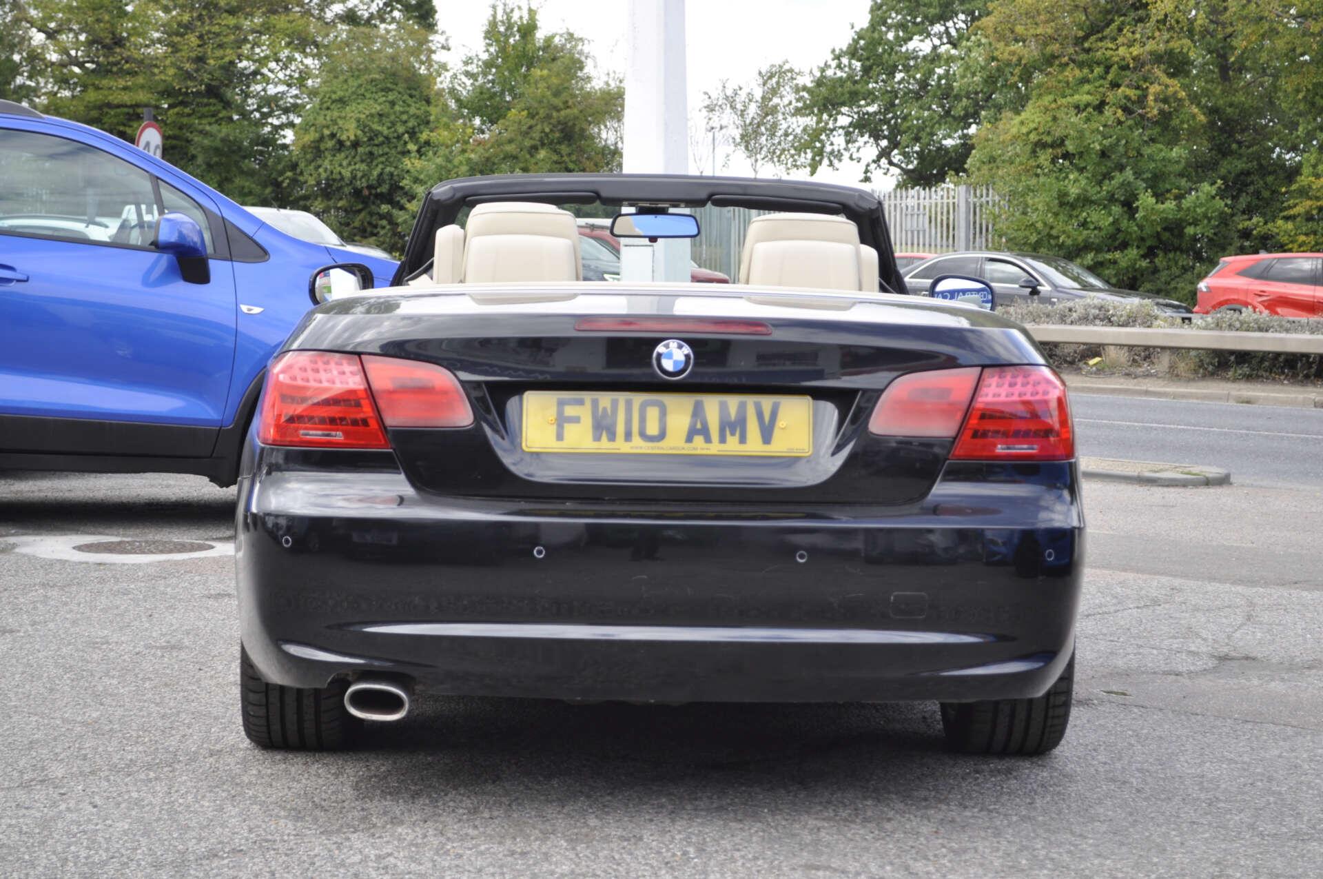 BMW 3 Series view 2
