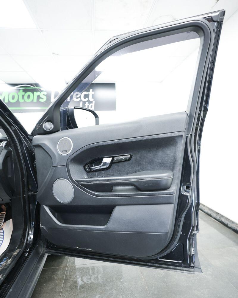 Land Rover Range Rover Evoque view 19