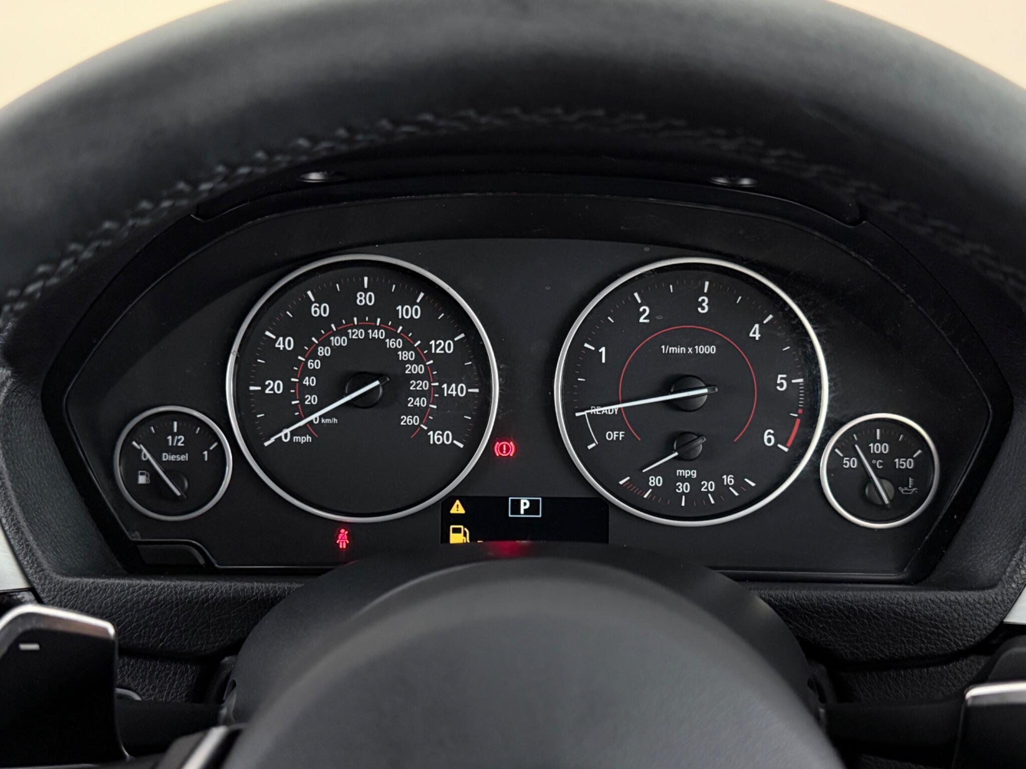 BMW 3 Series view 15