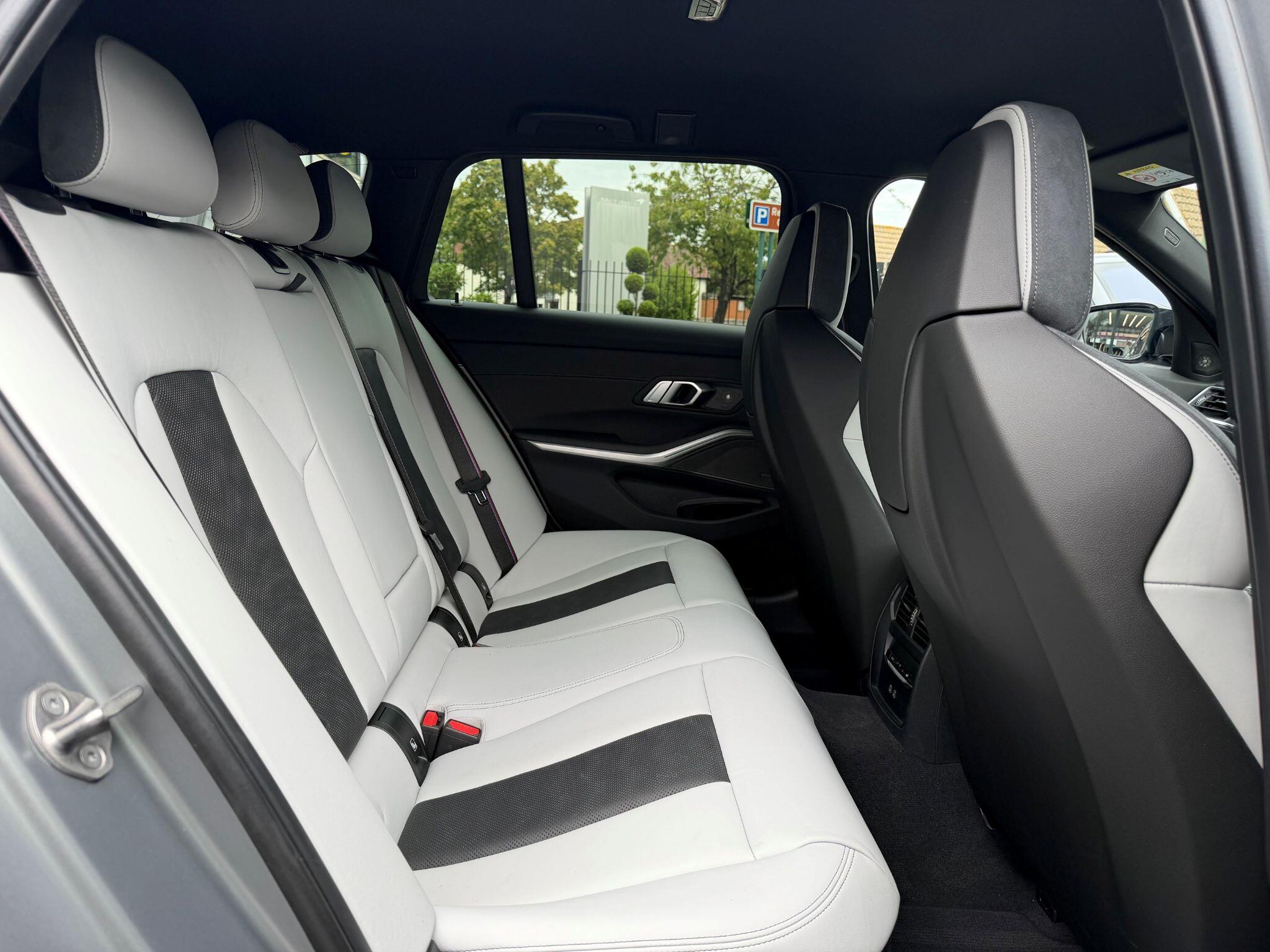 BMW M3 view 17