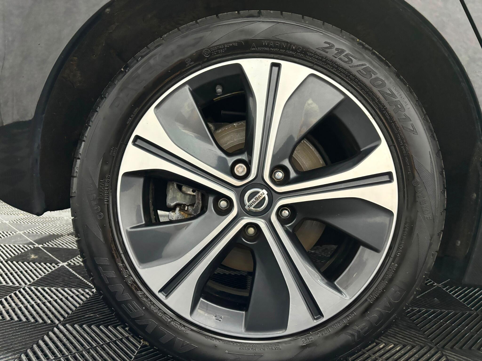 Nissan Leaf view 29