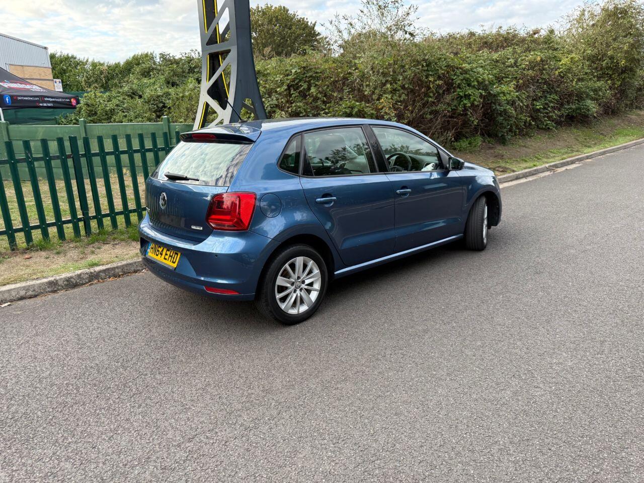 Volkswagen Polo view 6