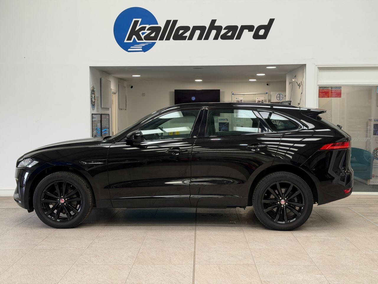 Jaguar F-Pace view 2