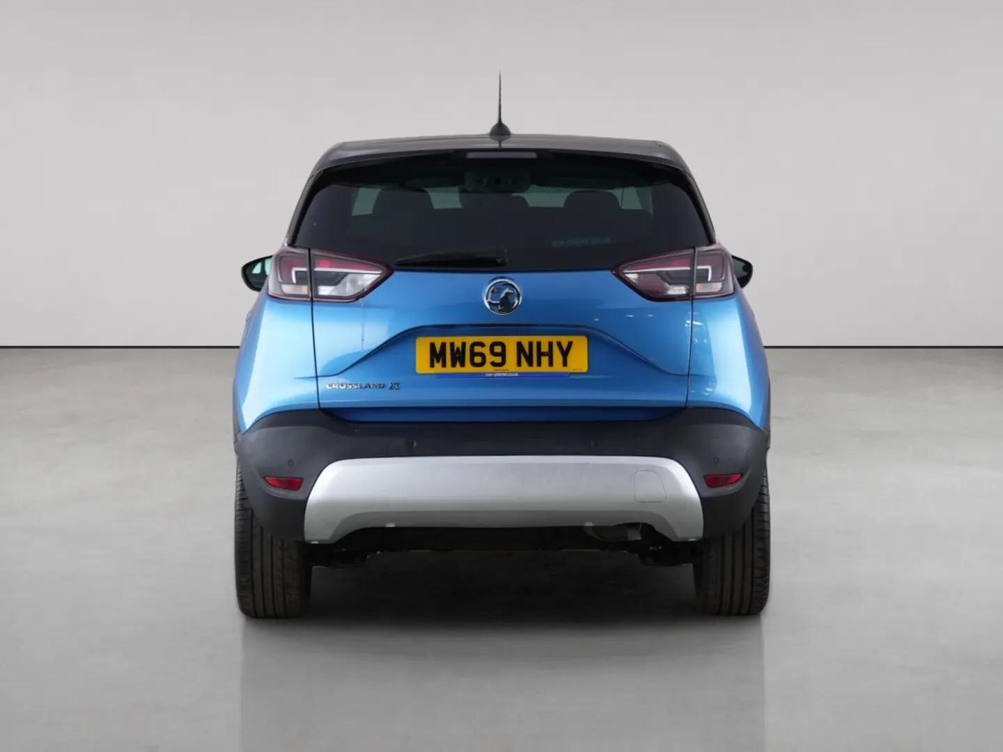 Vauxhall Crossland X view 6
