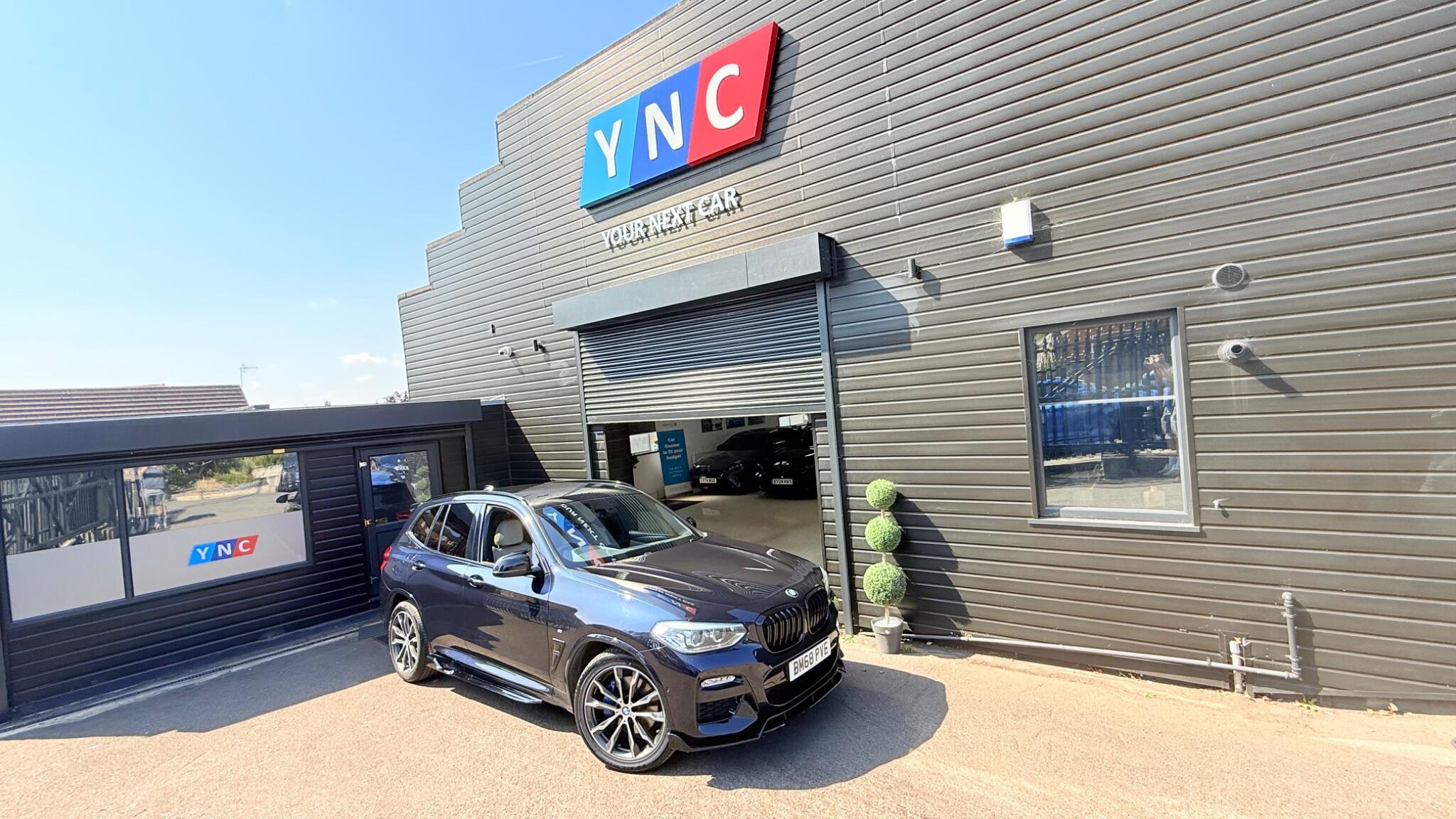 BMW X3 view 6