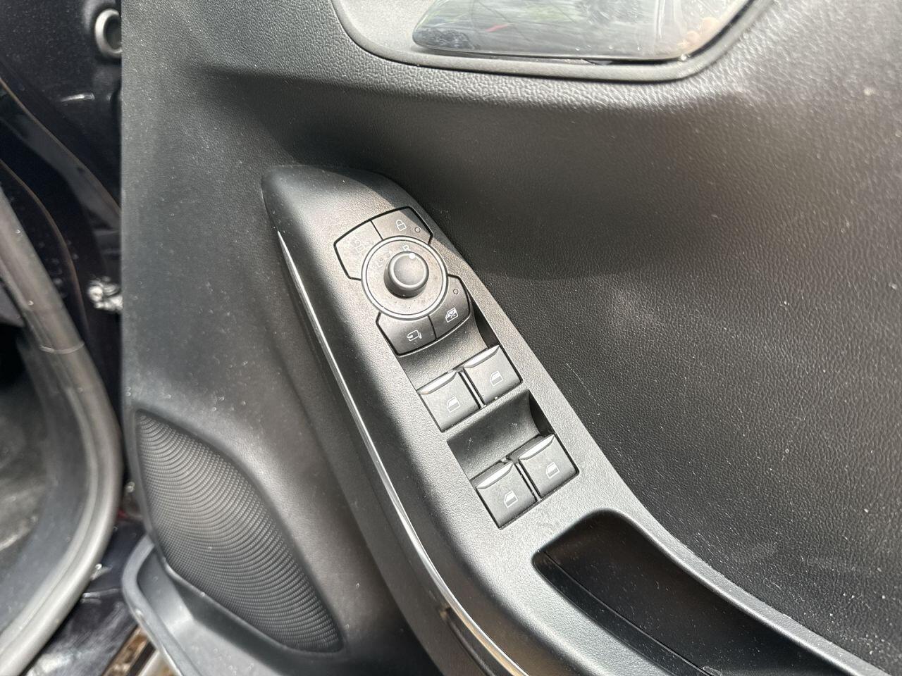 Ford Puma view 13