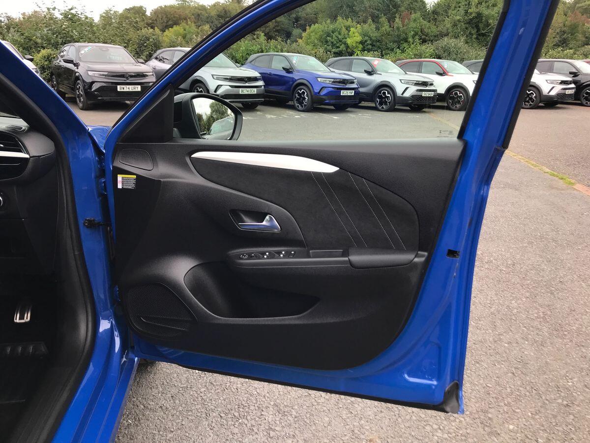 Vauxhall Corsa view 16