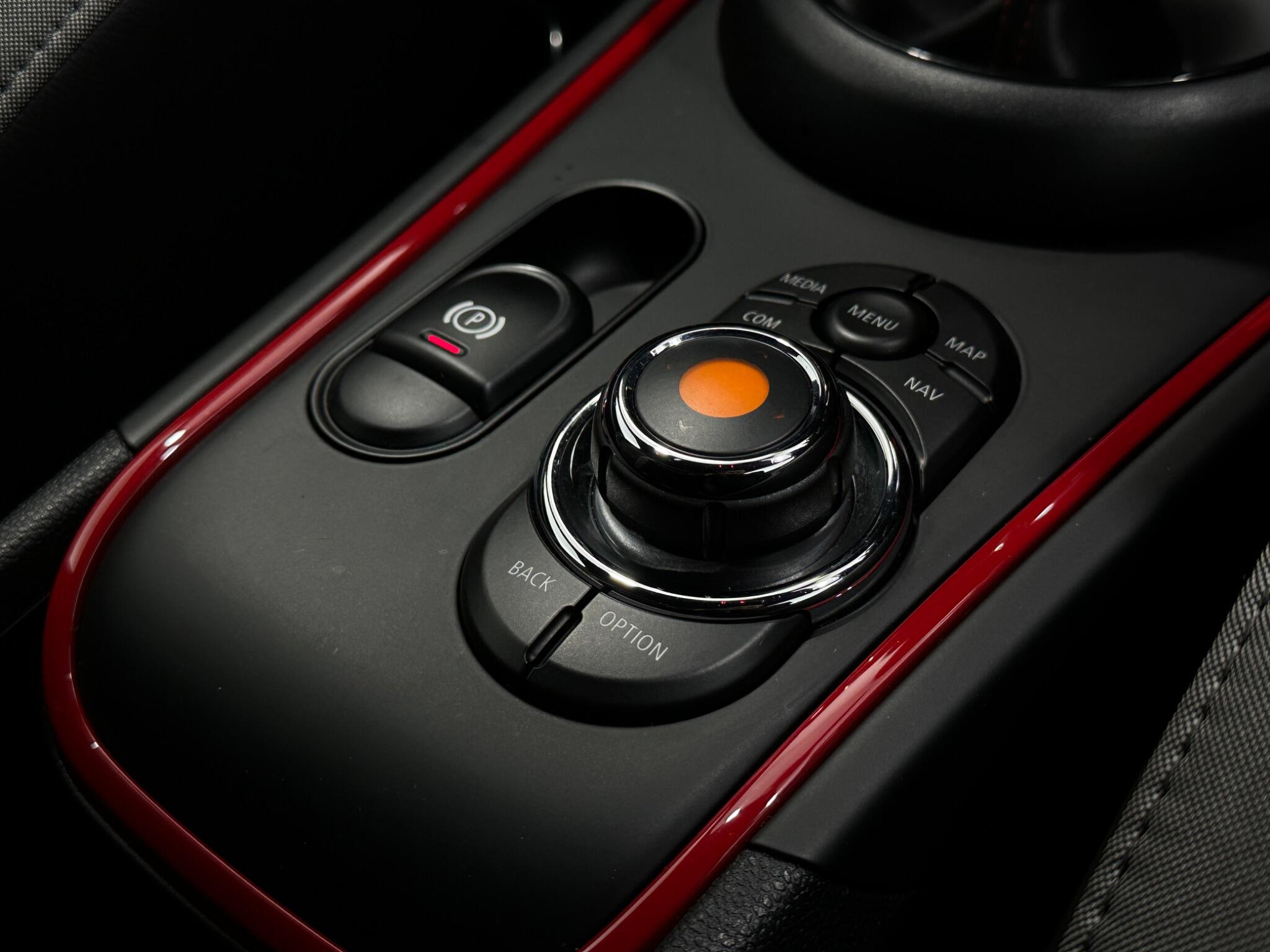 Mini Countryman view 20