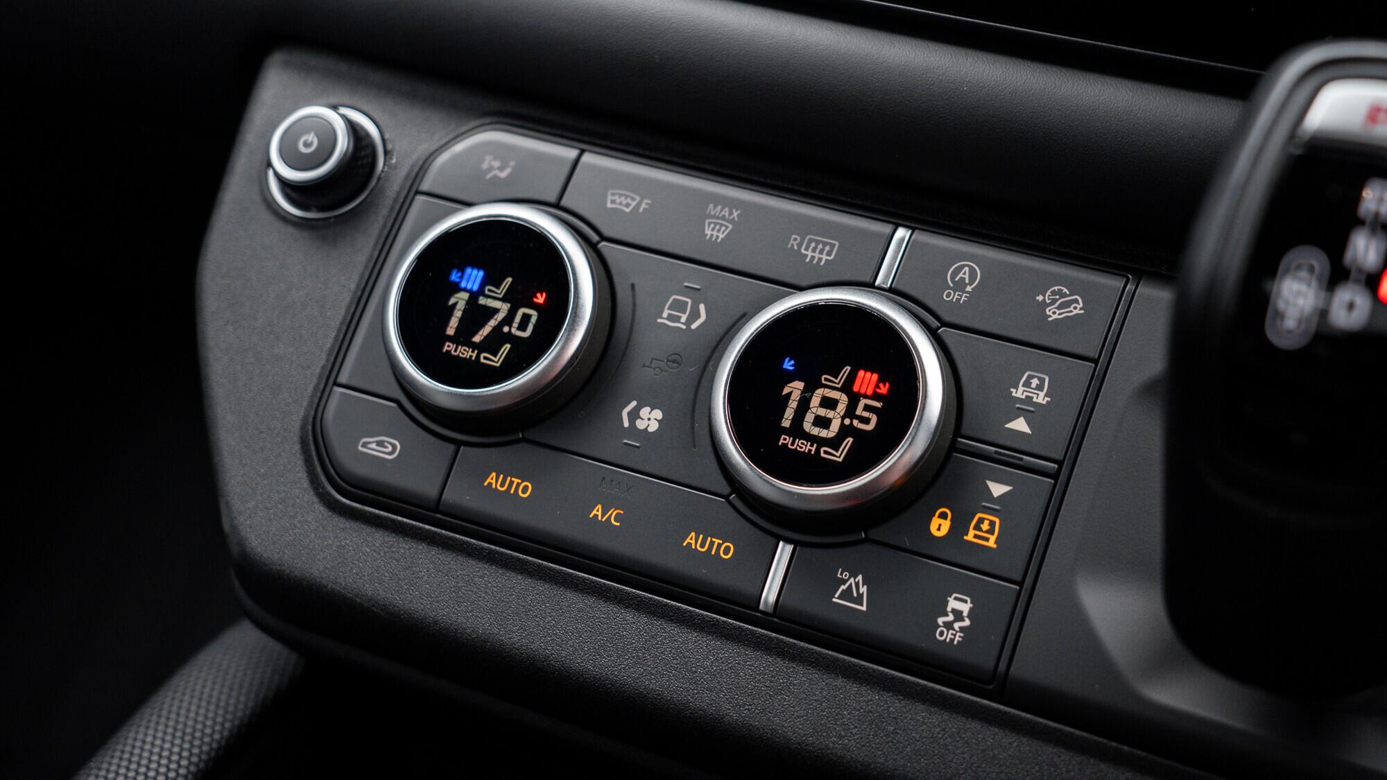 Land Rover Defender view 50