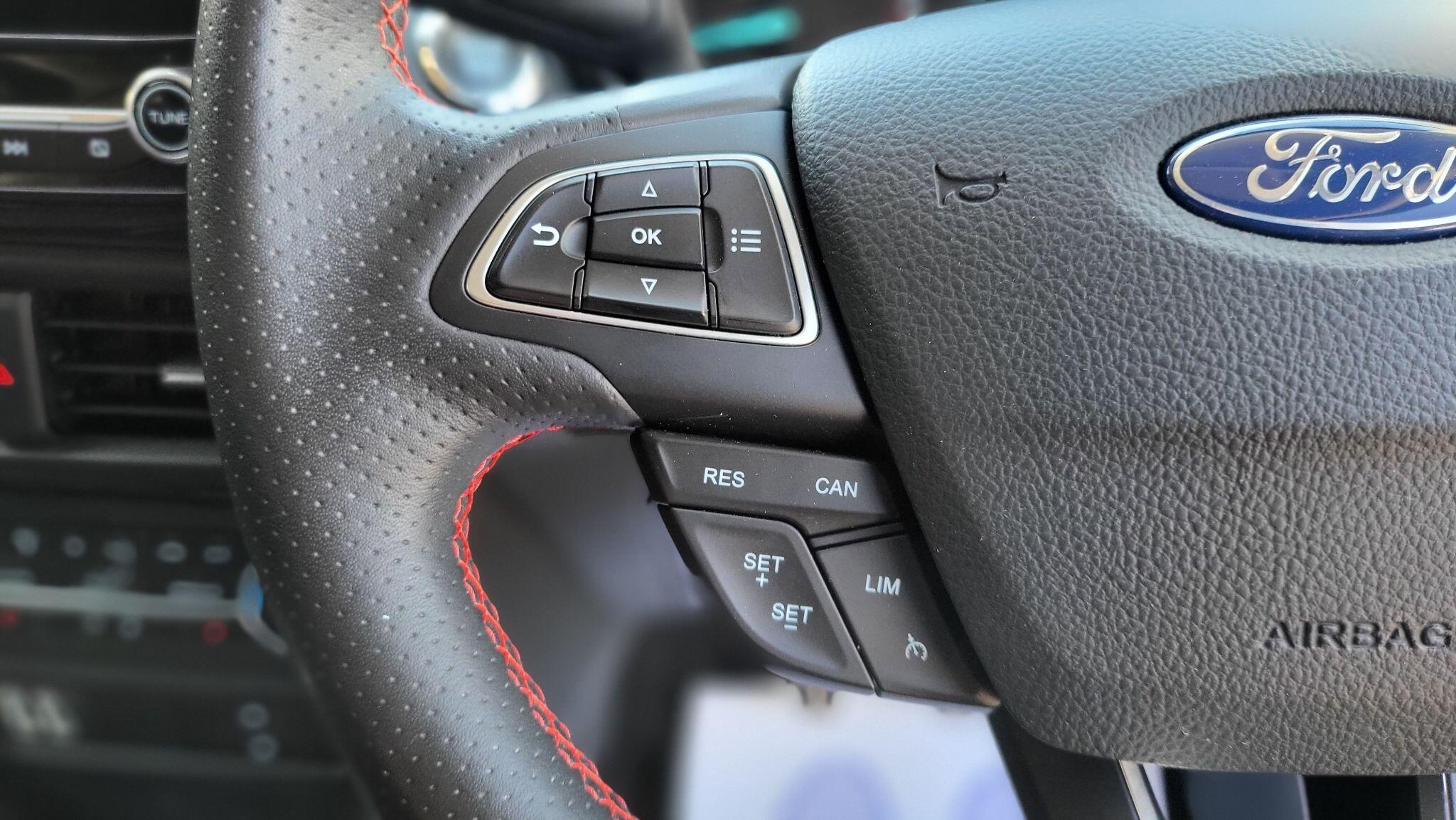 Ford Ecosport view 18