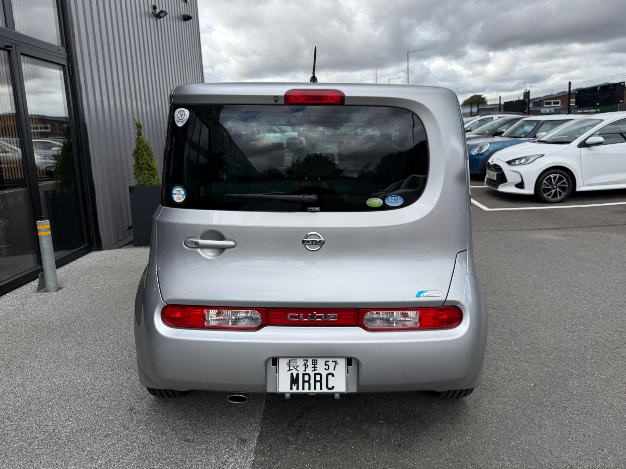Nissan Cube view 10
