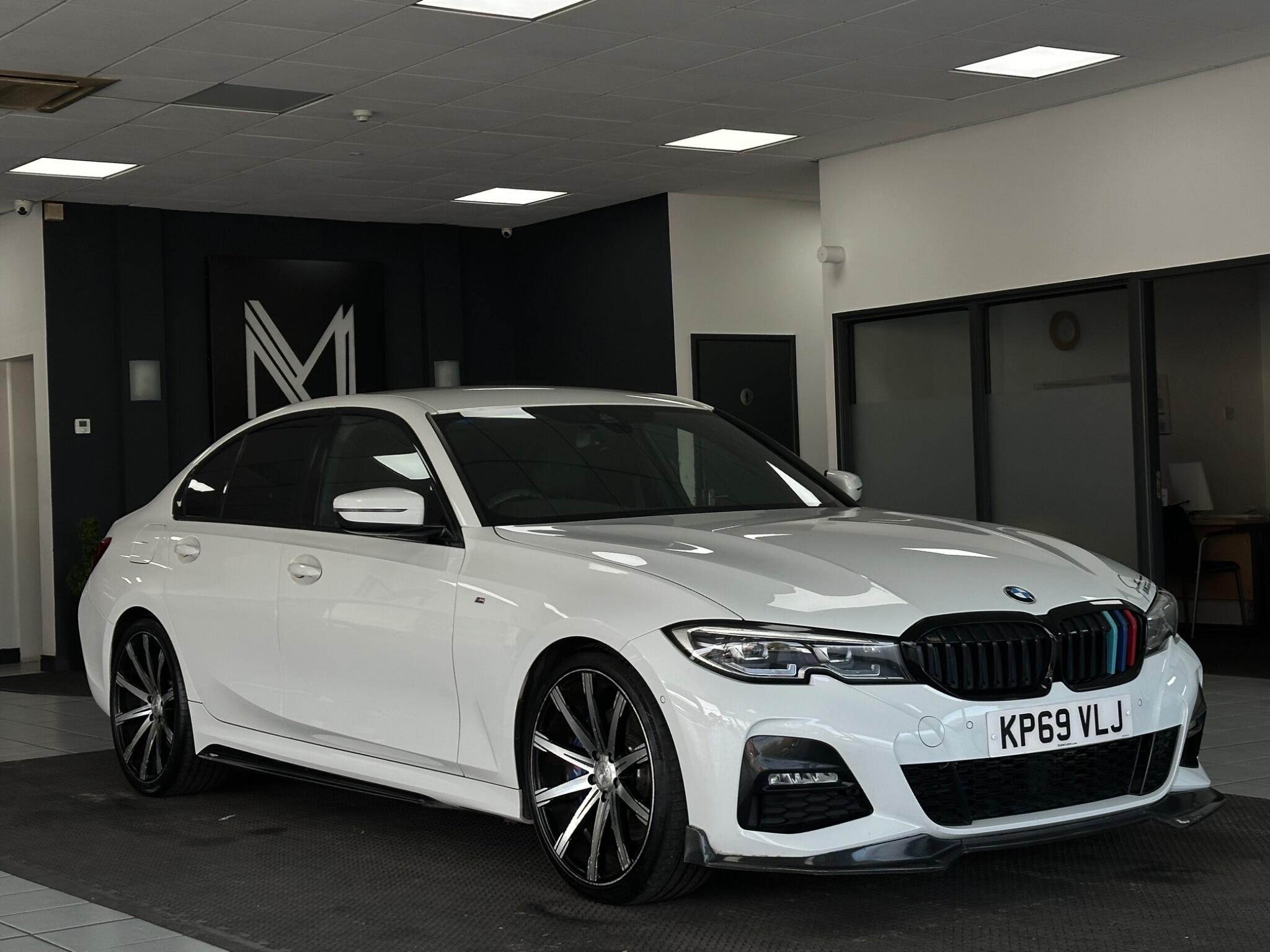 BMW 3 Series view 3