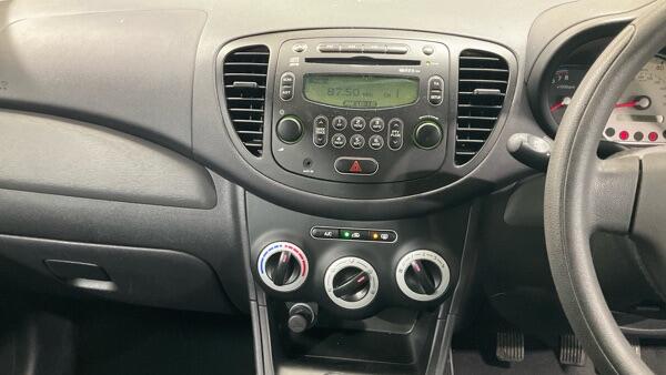 Hyundai I10 view 15