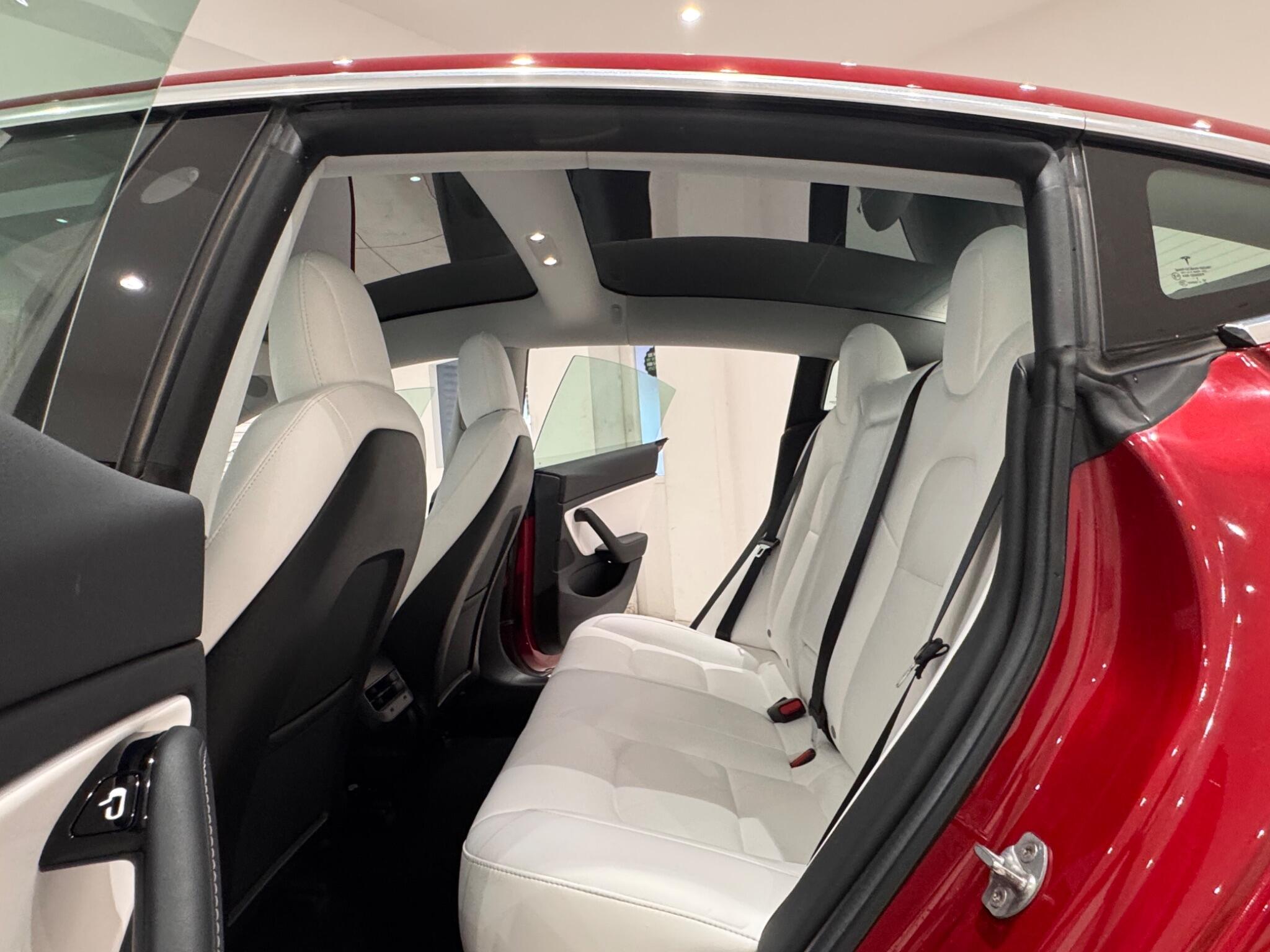 Tesla Model 3 view 11
