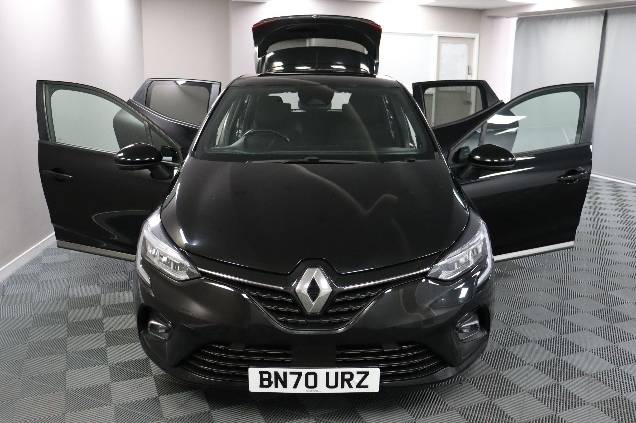 Renault Clio view 15