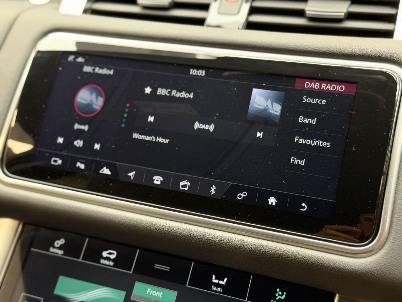 Land Rover Range Rover Sport view 45