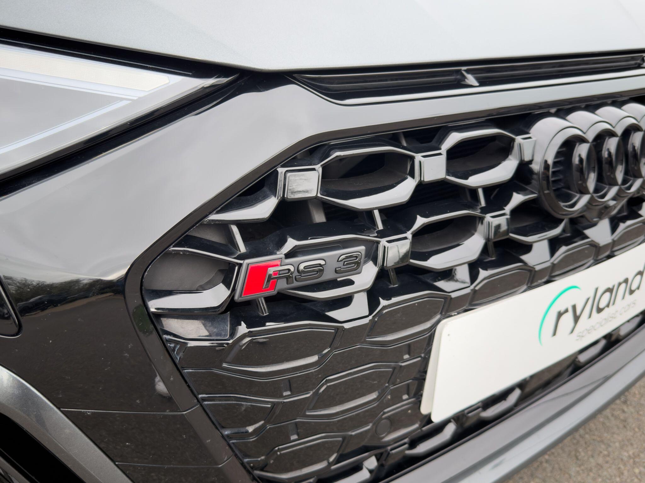Audi Audi RS3 view 19