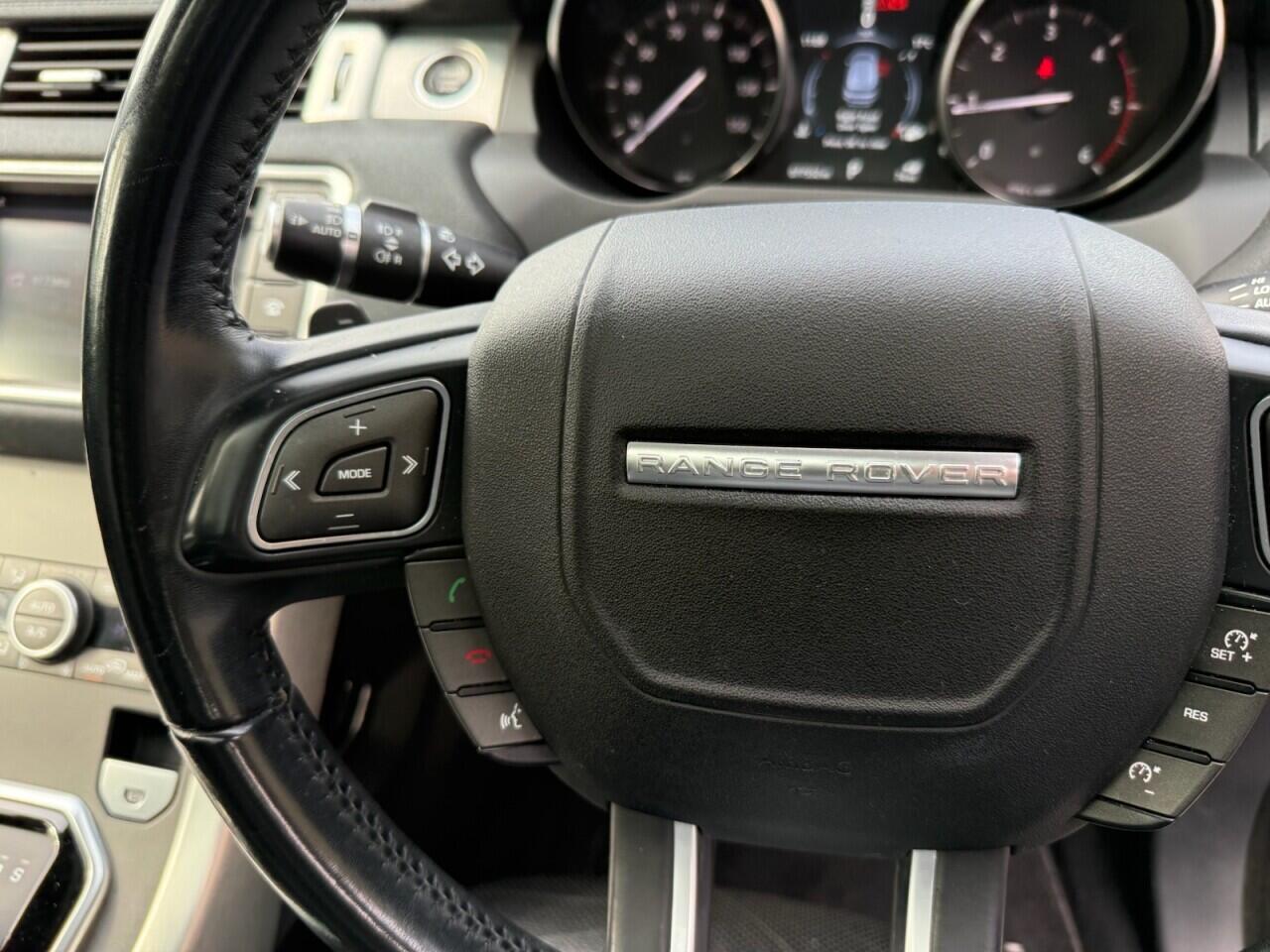 Land Rover Range Rover Evoque view 19