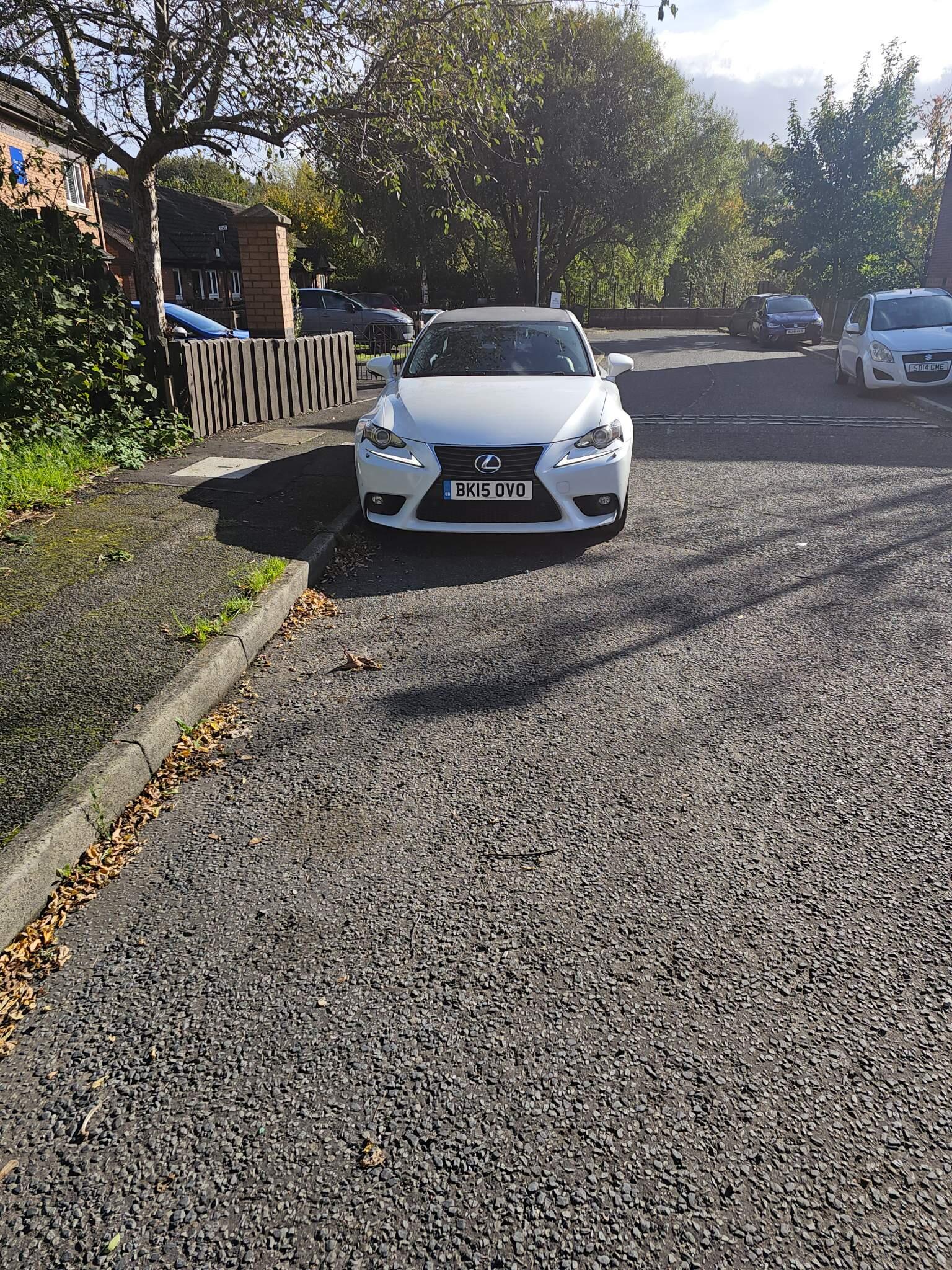 Lexus IS