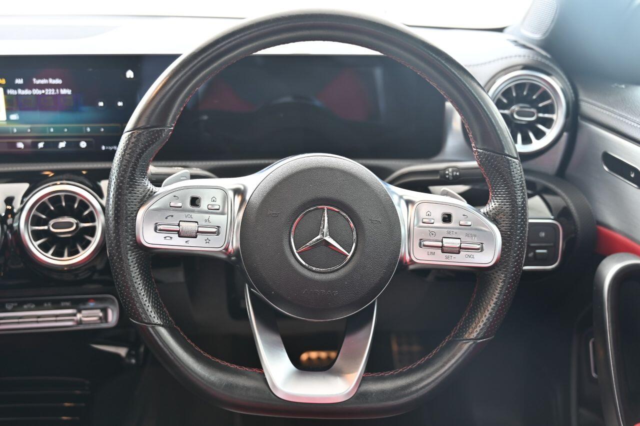 Mercedes-Benz Cla view 20