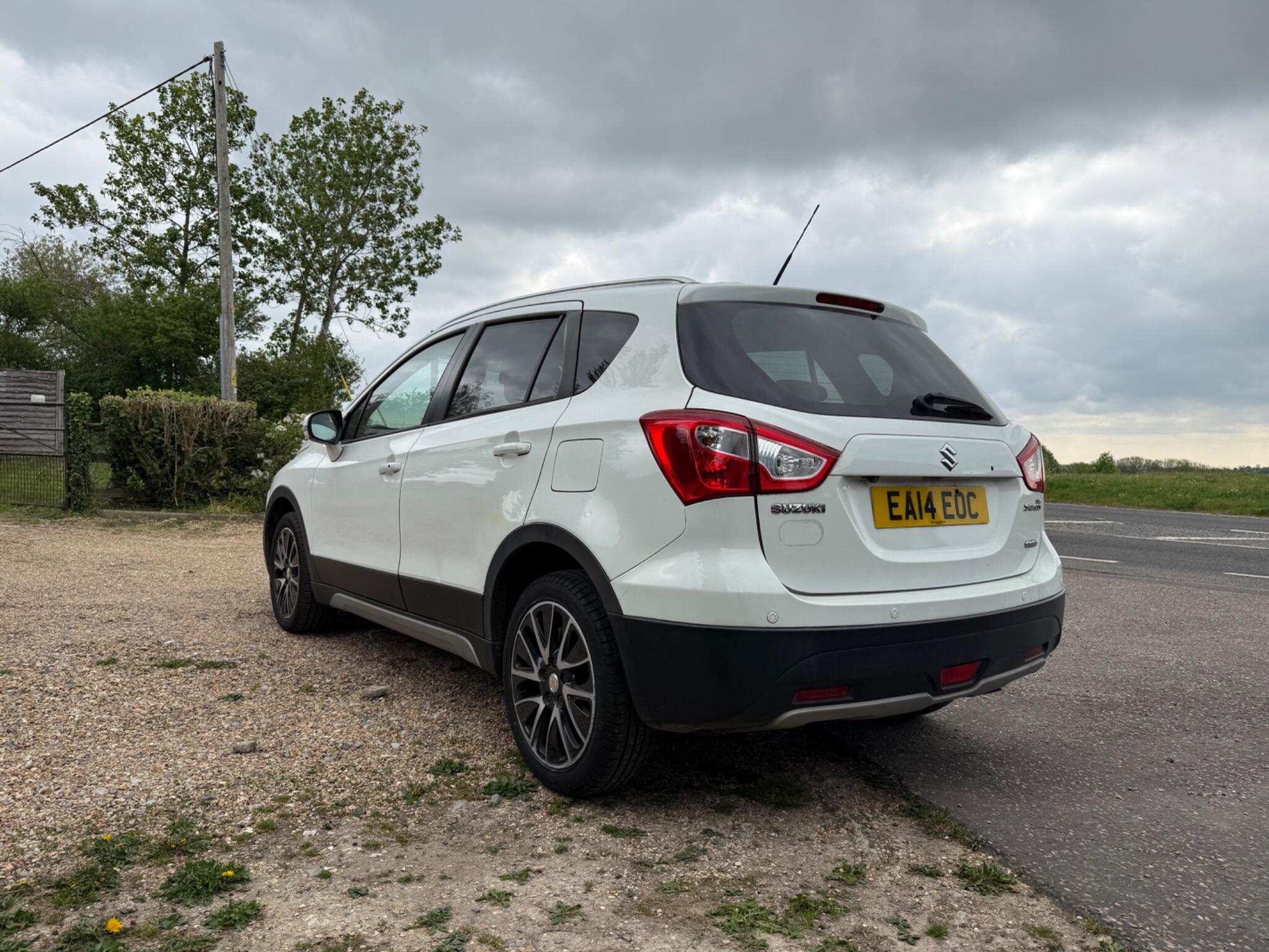 Suzuki SX4 S-Cross view 5