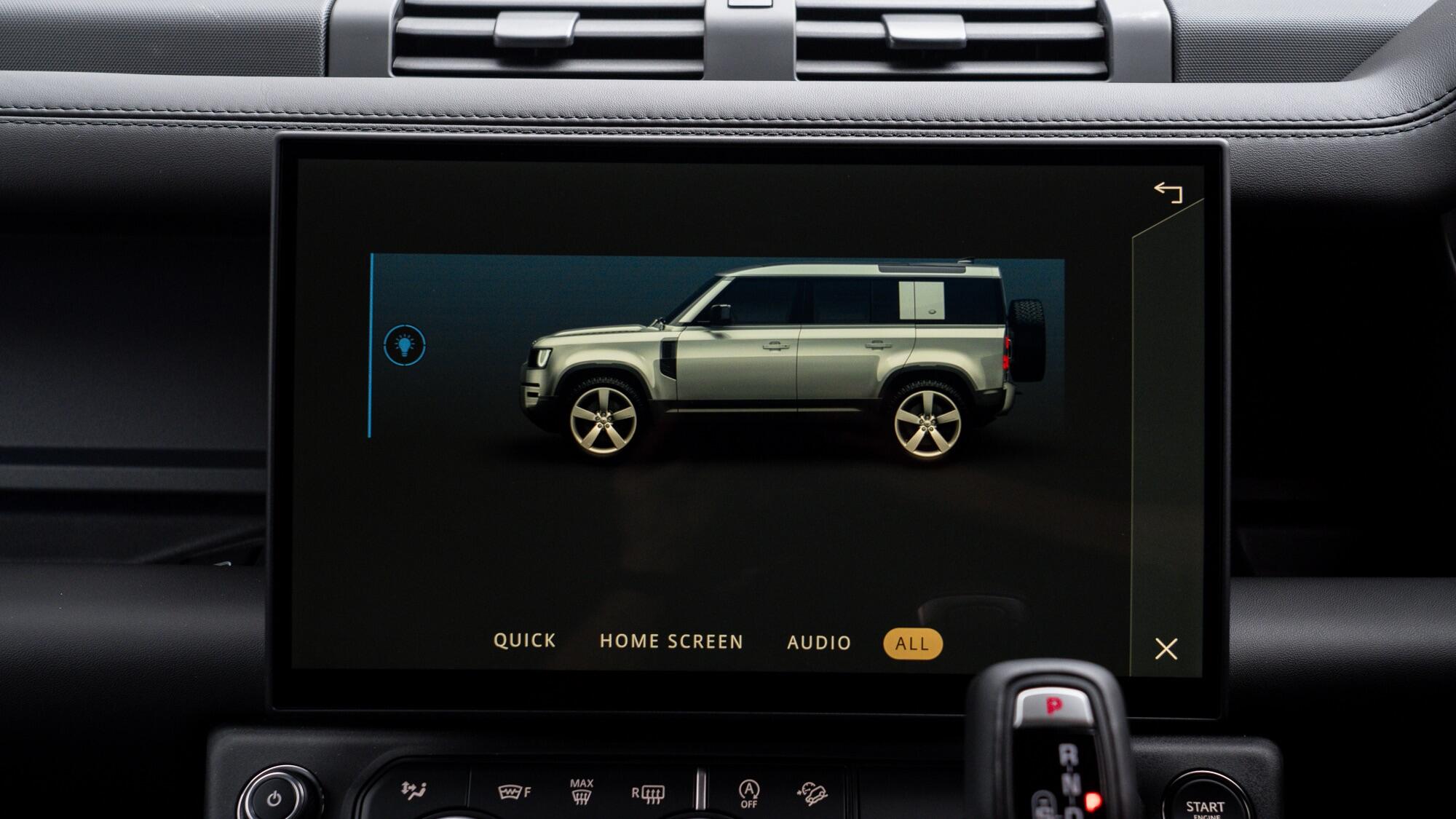 Land Rover Defender view 39