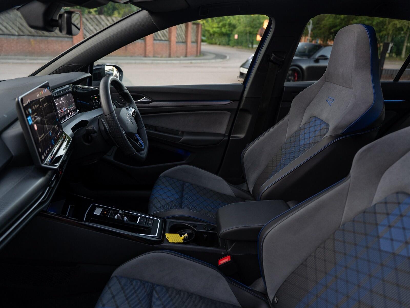 Volkswagen Golf view 44