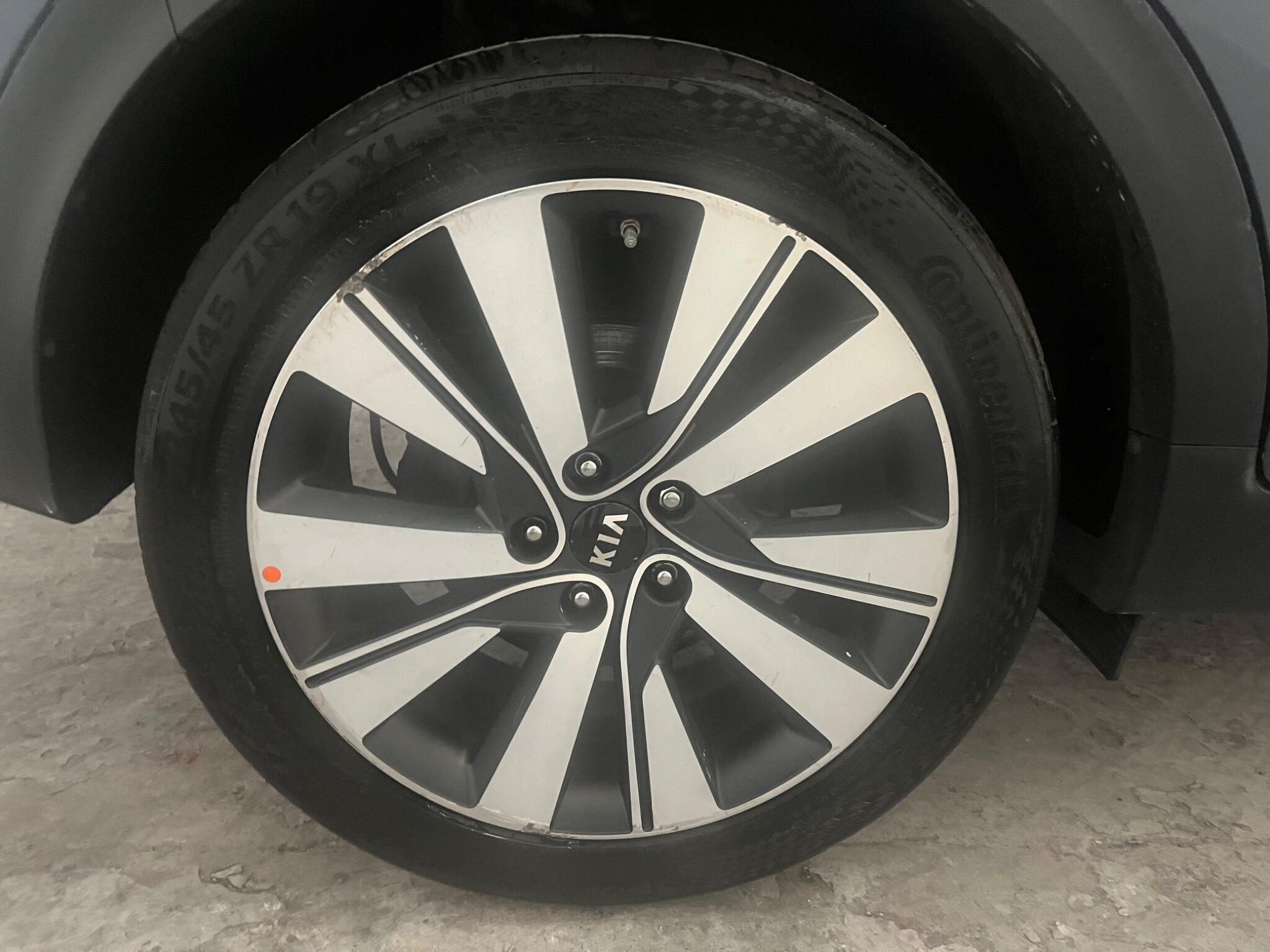 2016 Kia Sportage image 16