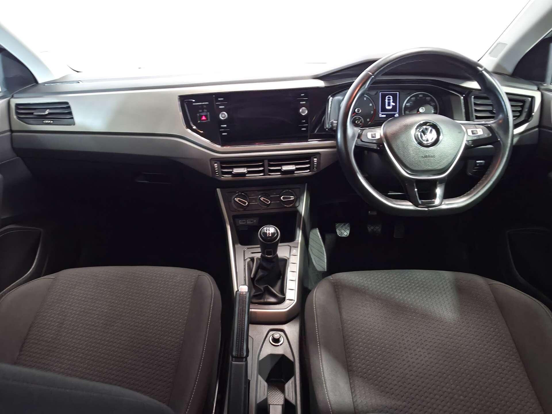 Volkswagen Polo view 12