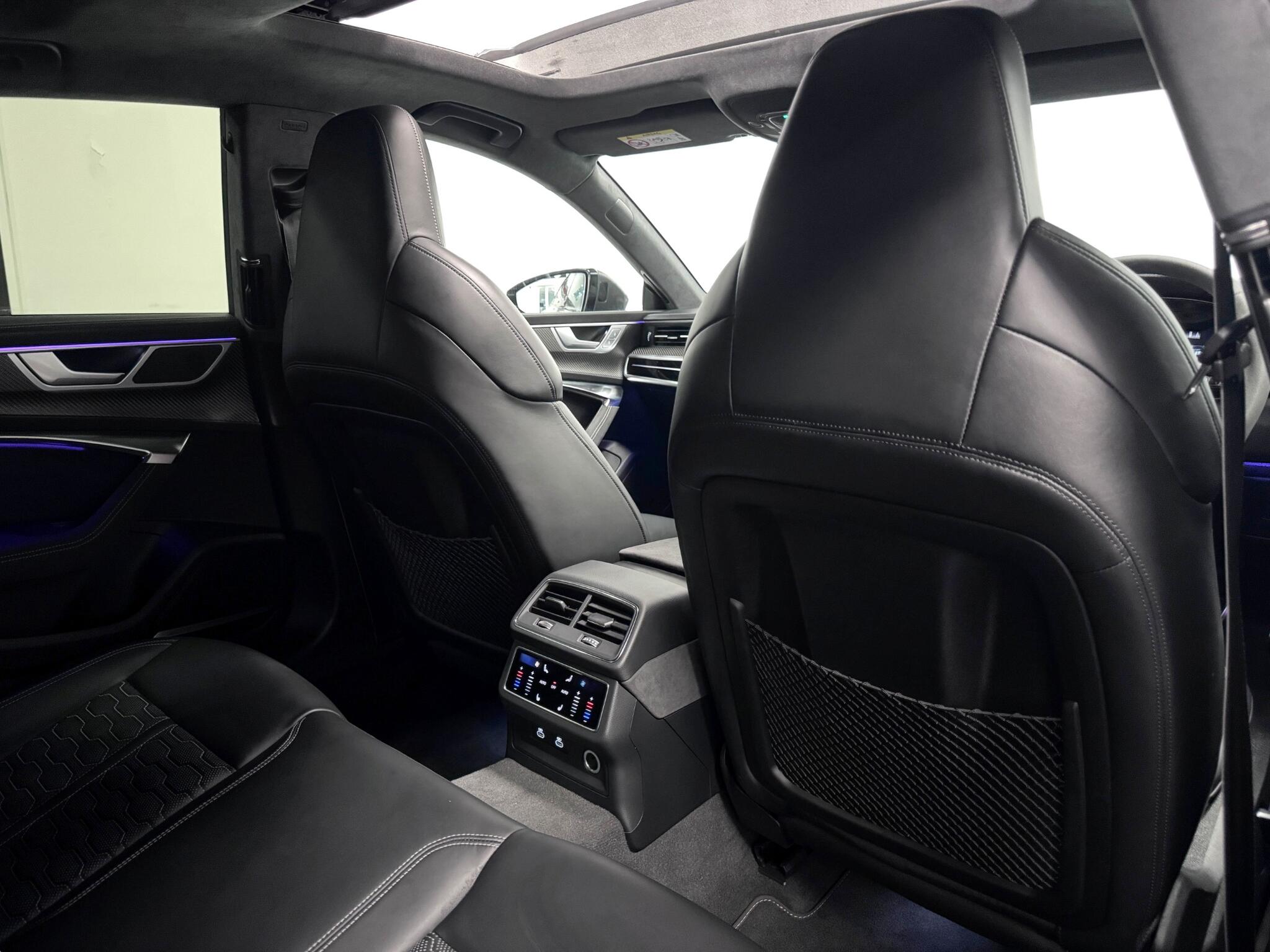 Audi RS7 view 34