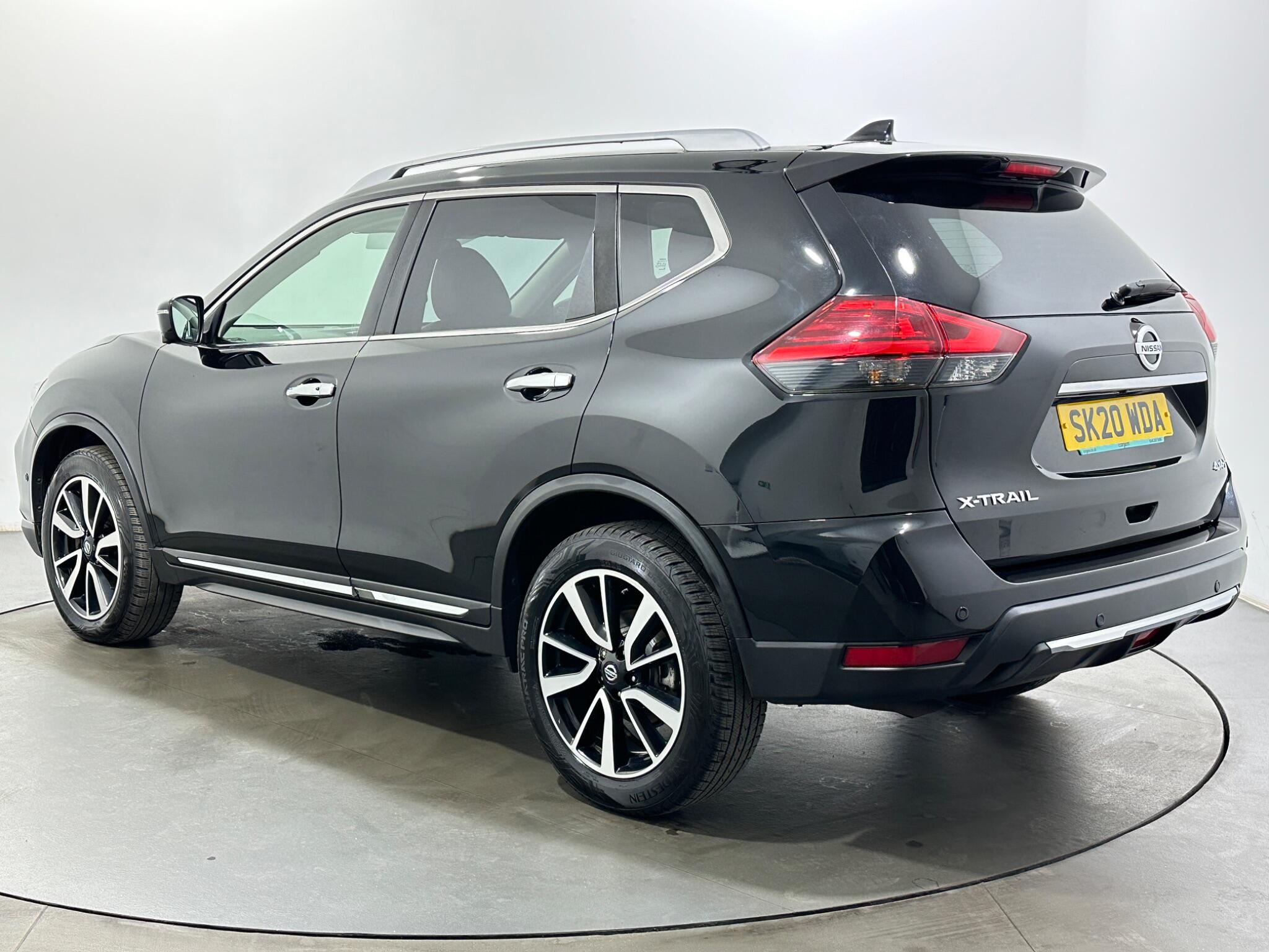 Nissan X-Trail view 6