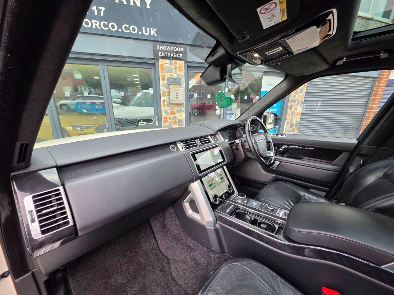 Land Rover Range Rover view 12