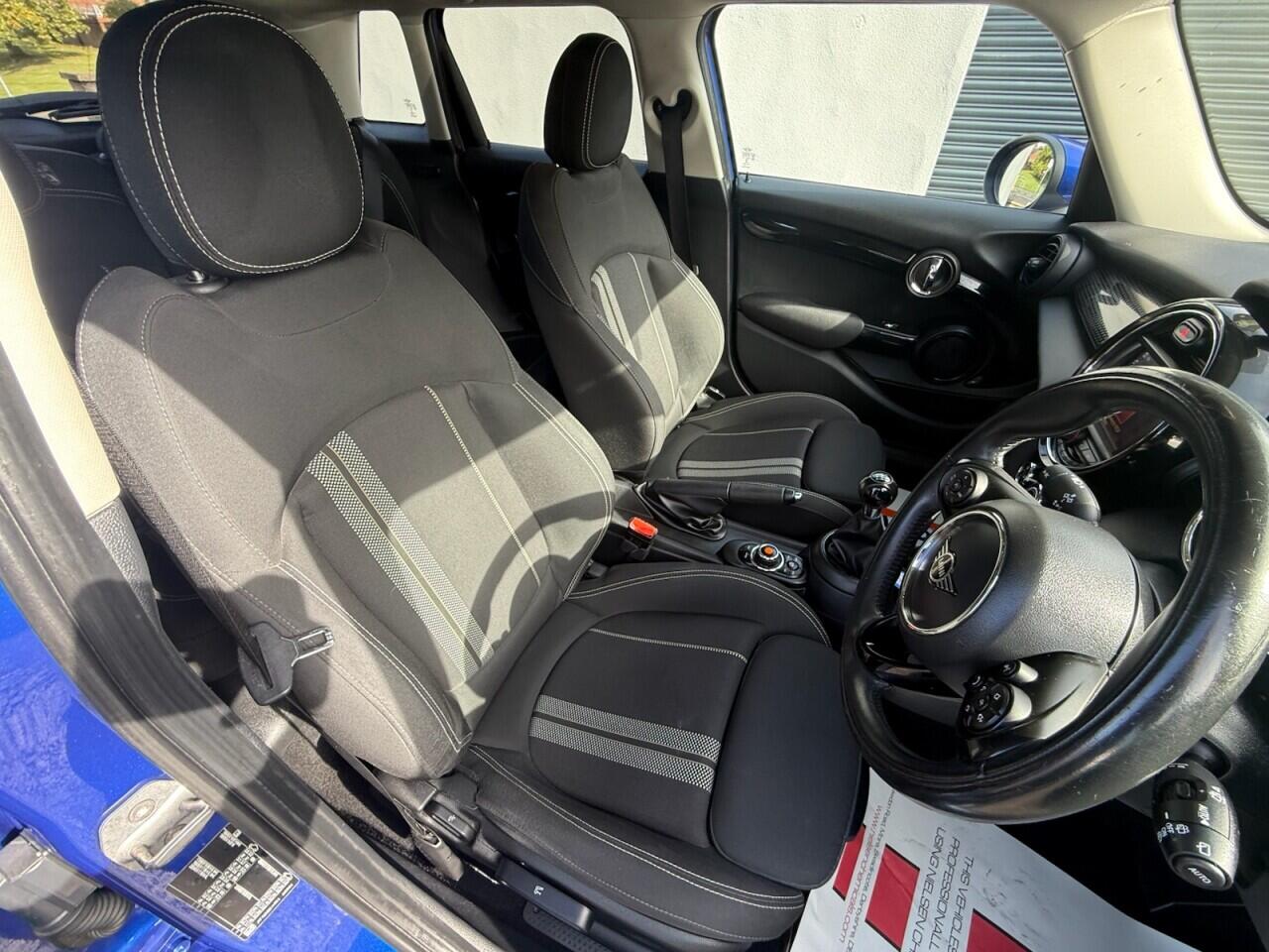 Mini Hatch view 14