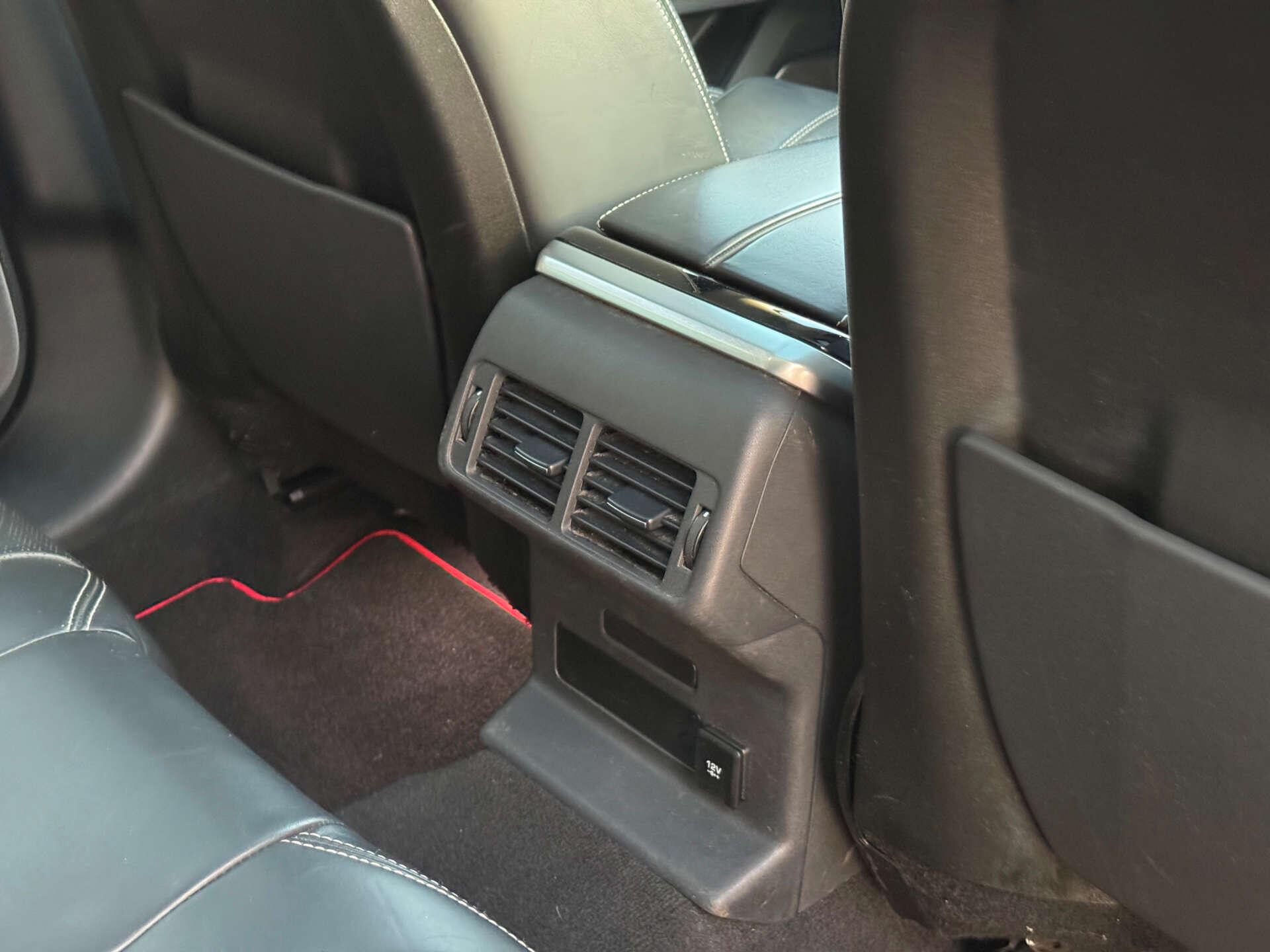 Land Rover Range Rover Velar view 27