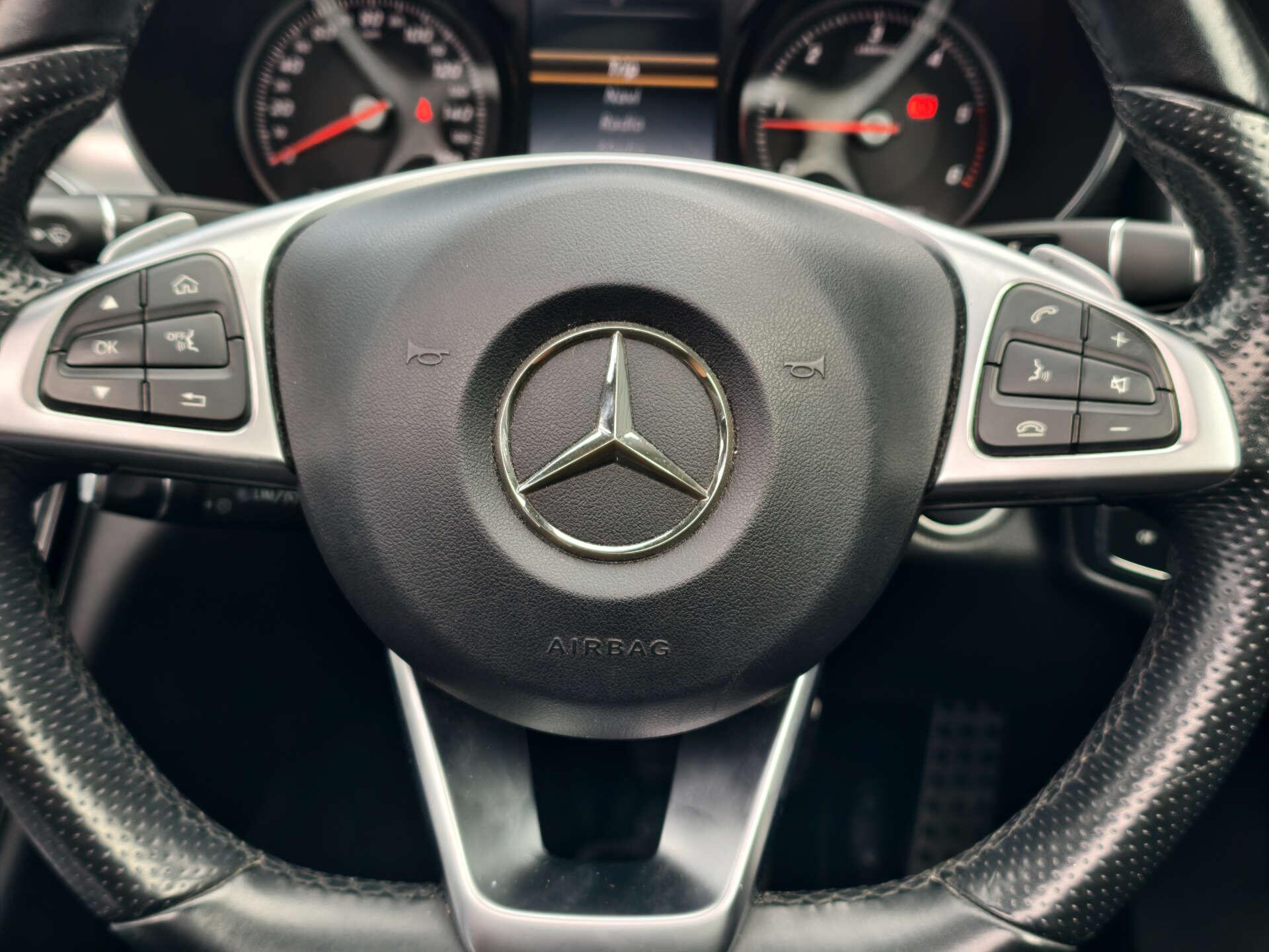Mercedes-Benz C Class view 27