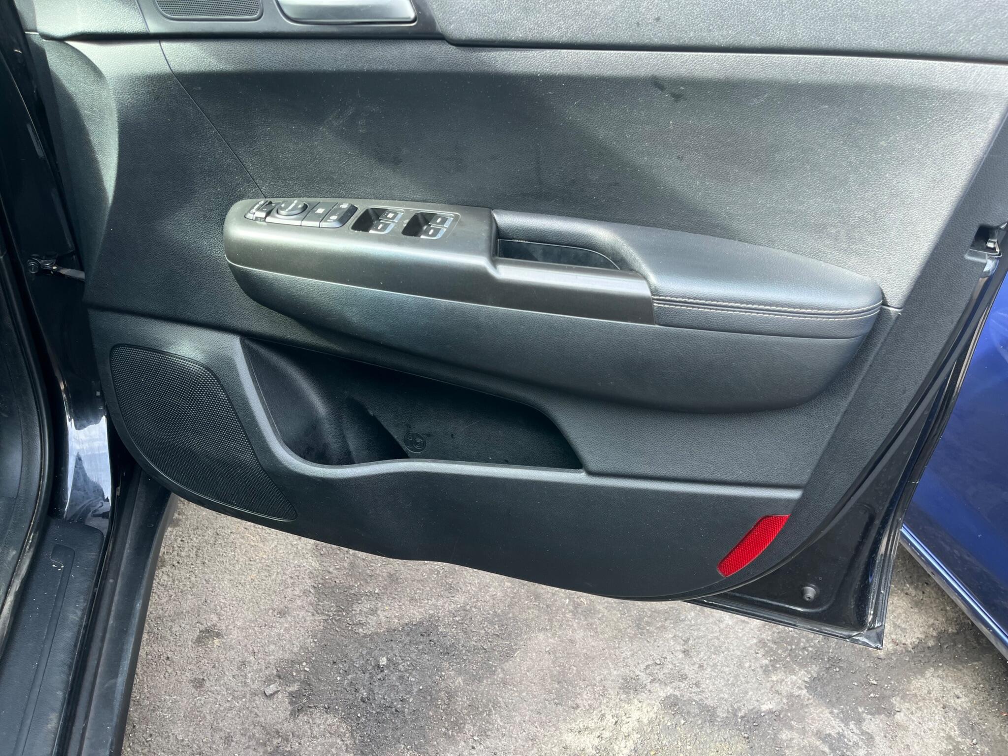 Kia Sportage view 17