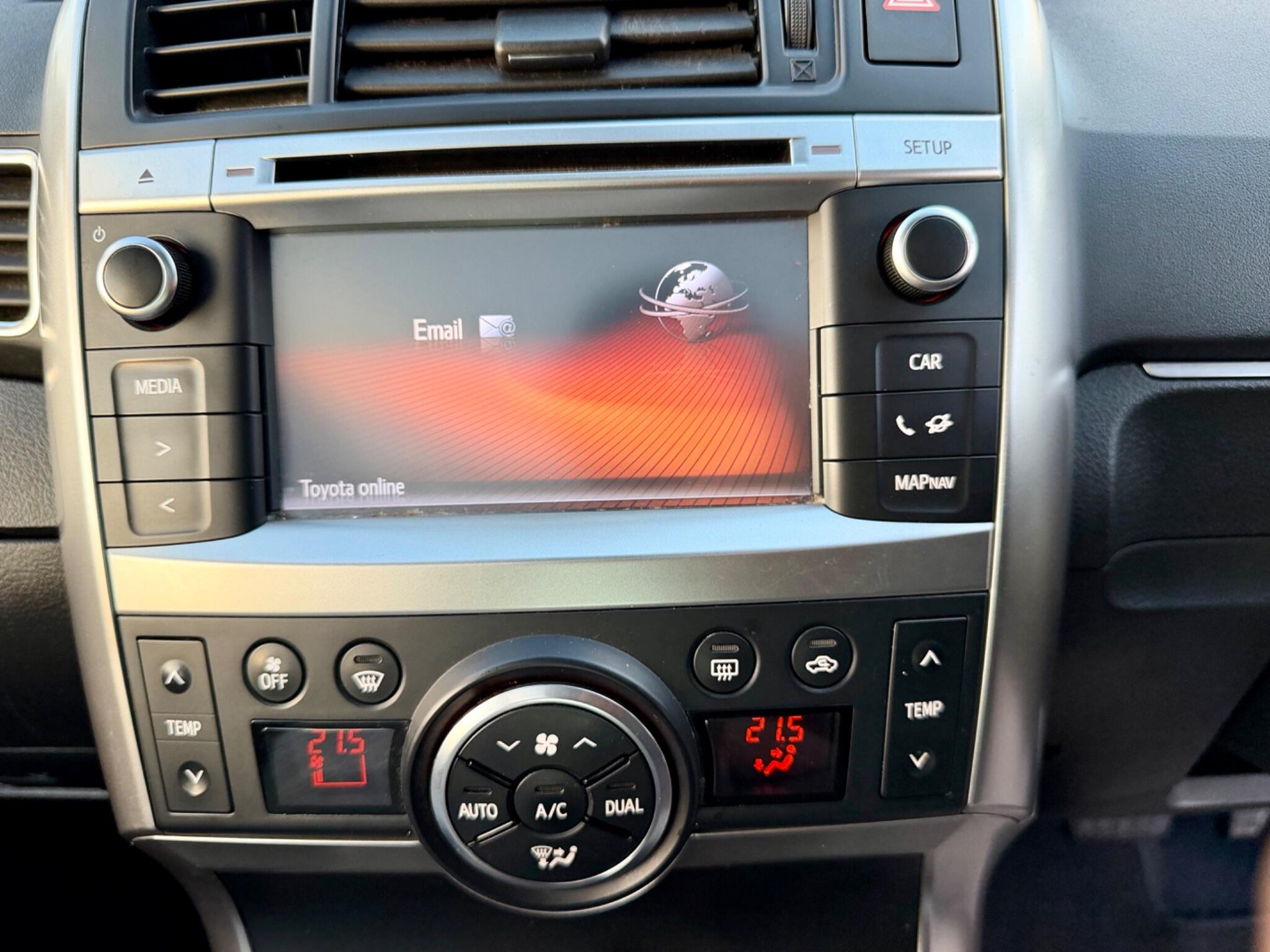 Toyota Verso view 42
