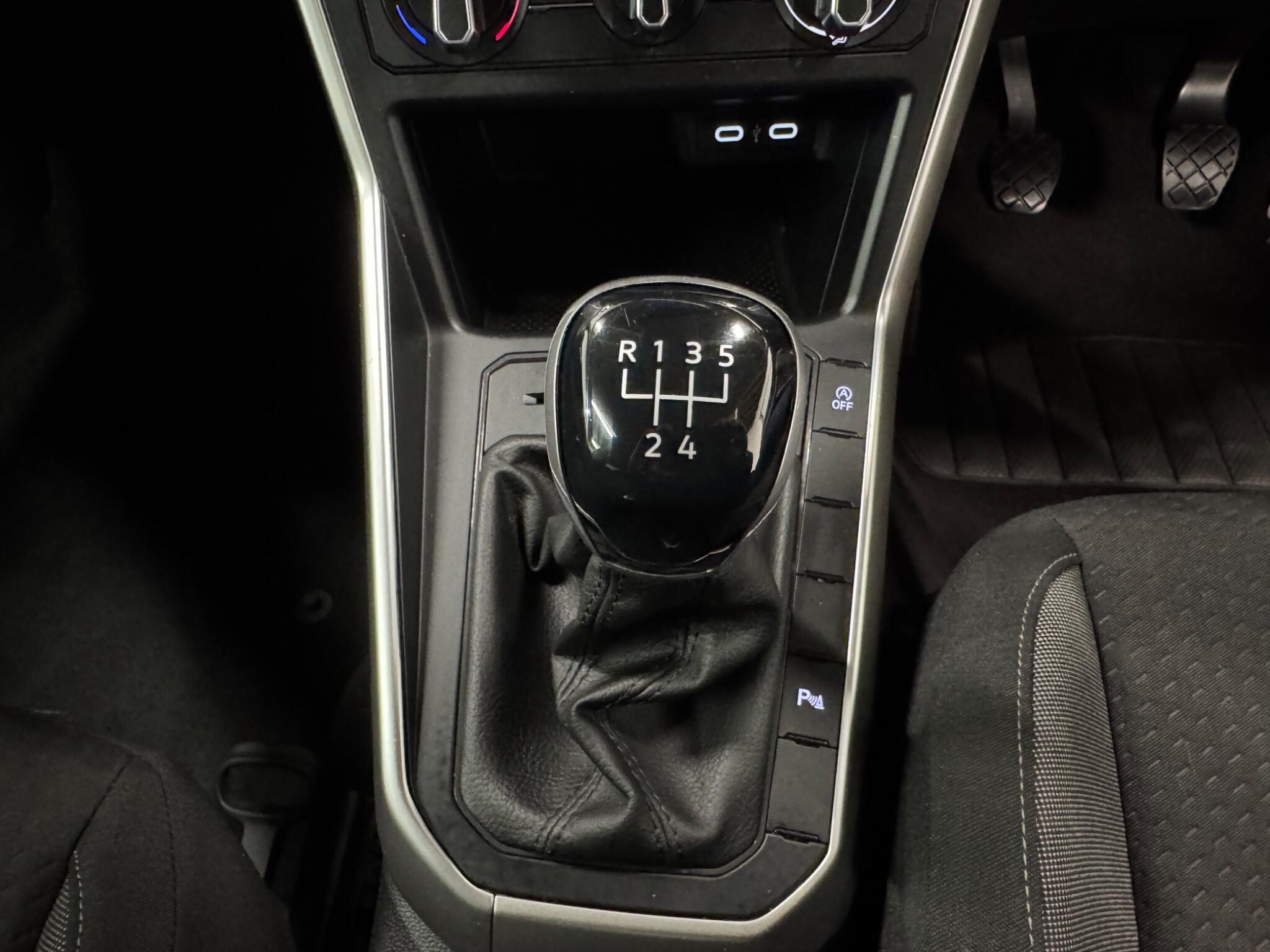 Volkswagen Polo view 15