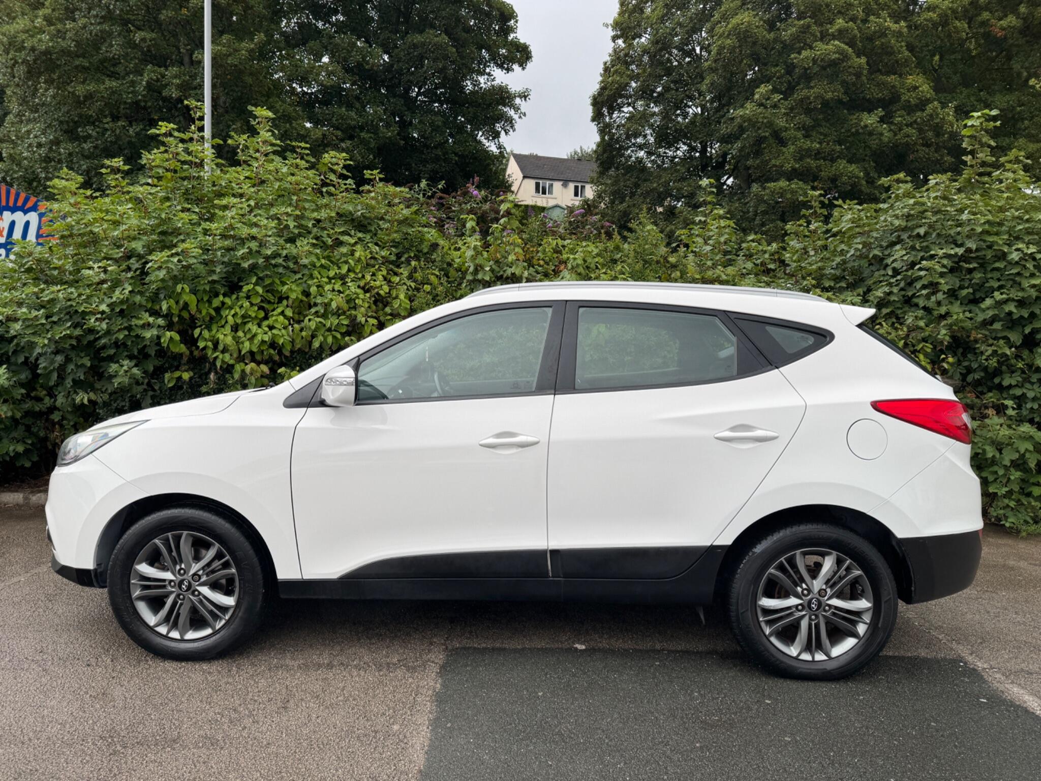 Hyundai Ix35 view 8