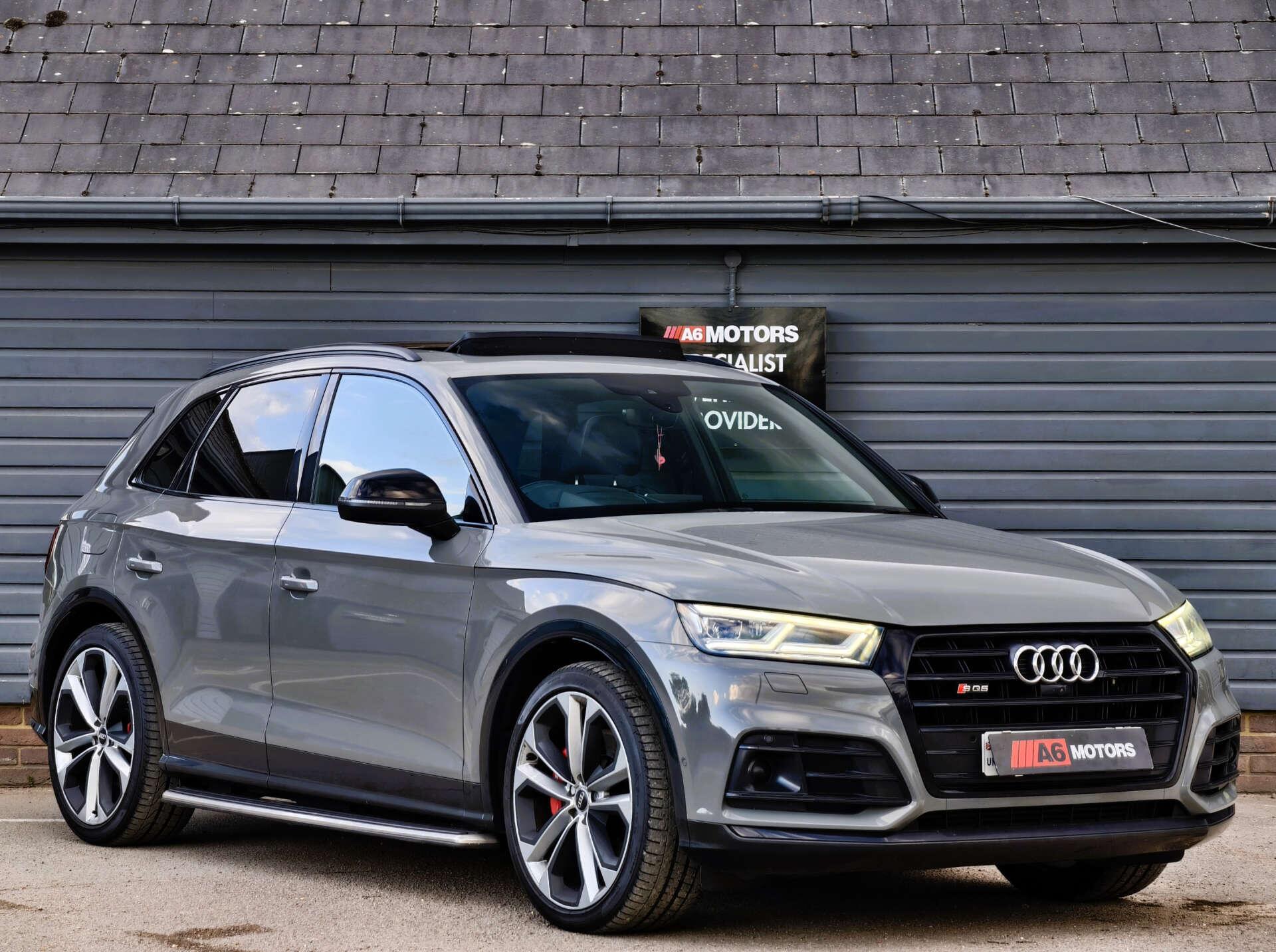 Audi SQ5 view 2