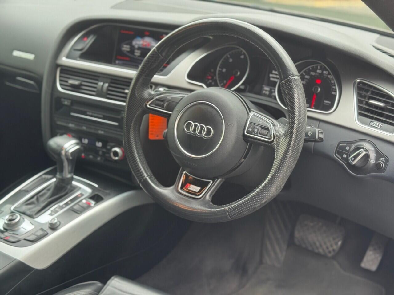 Audi A5 view 11