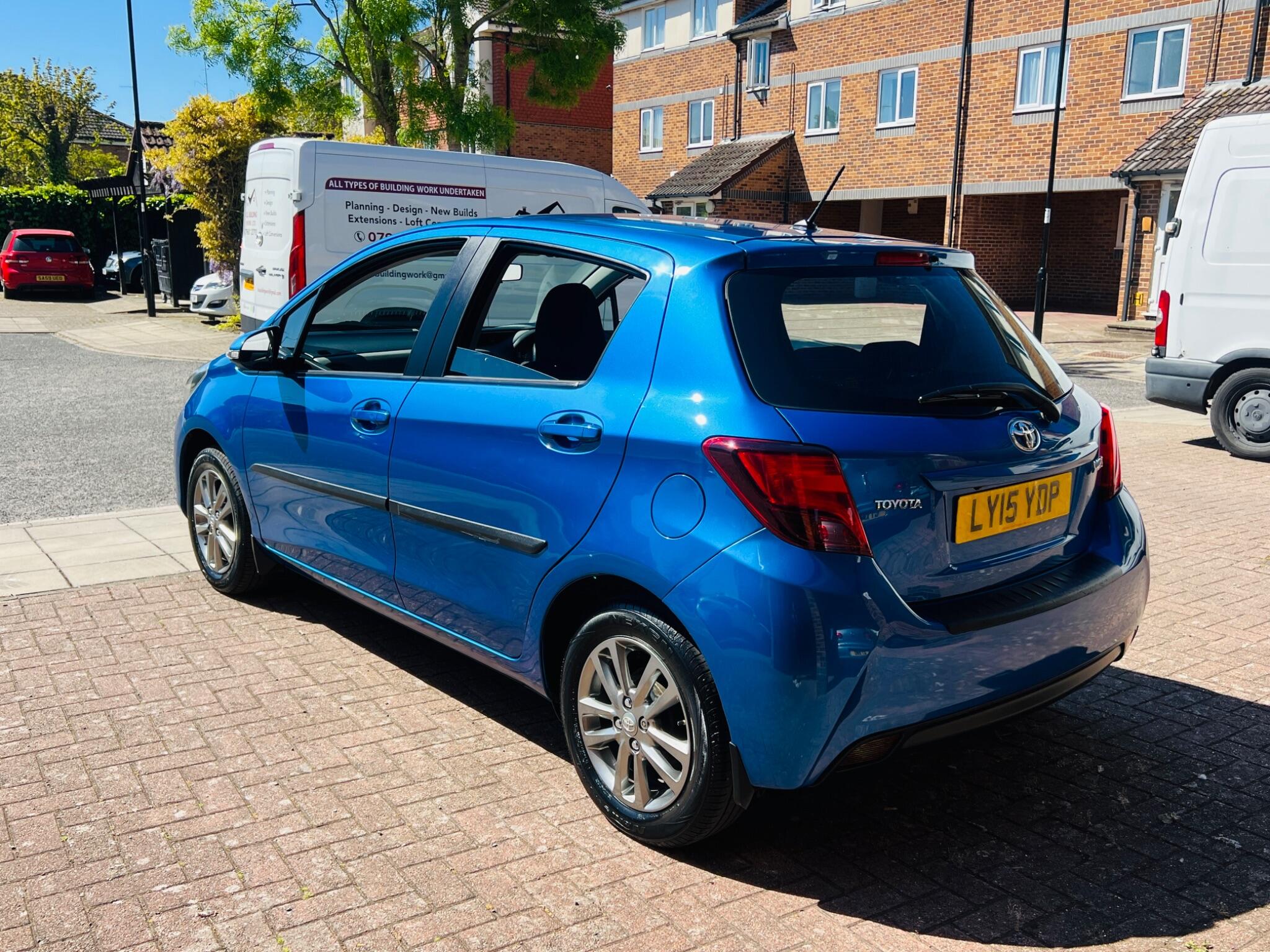 Toyota Yaris view 17