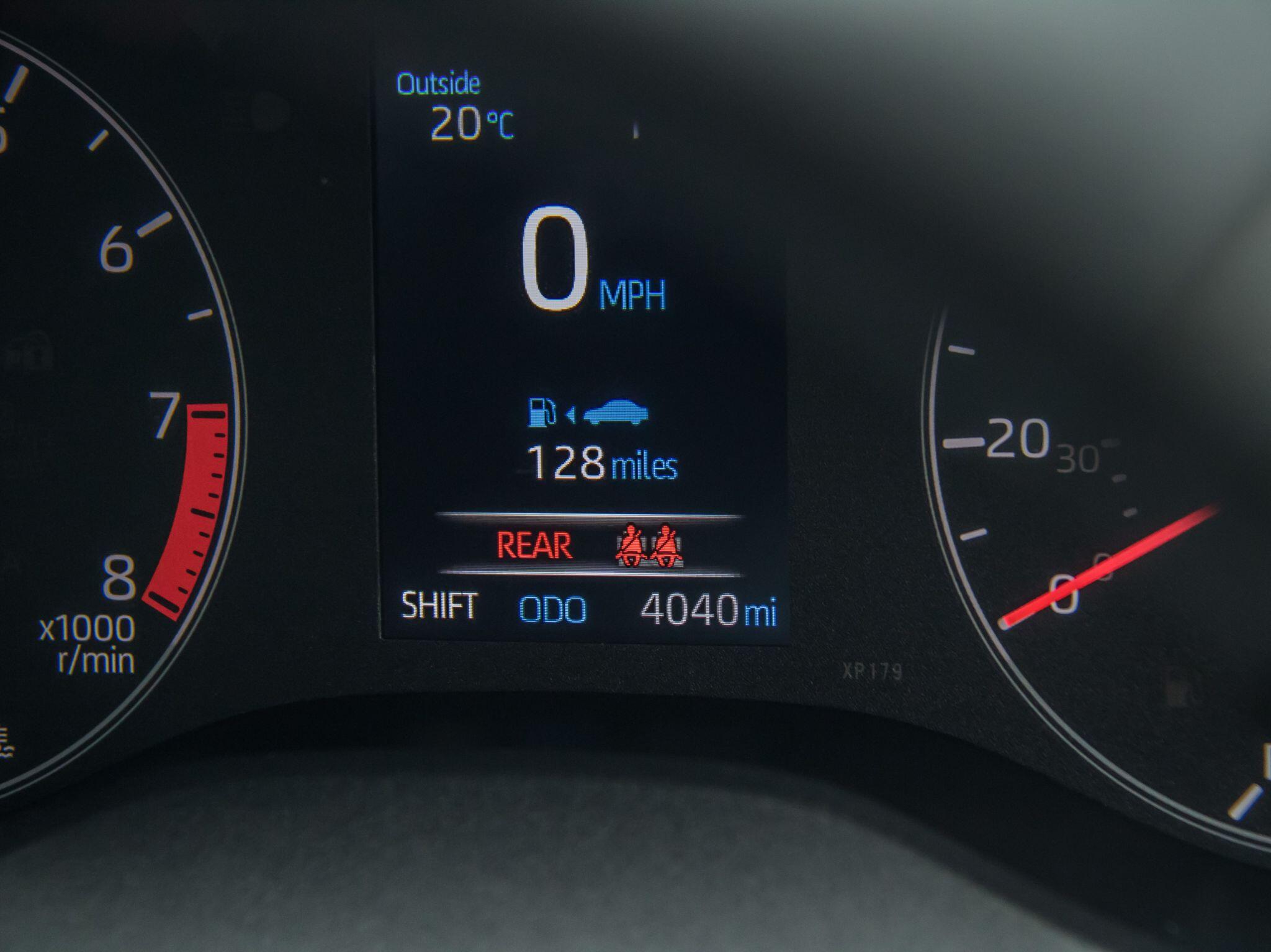 Toyota Yaris view 23