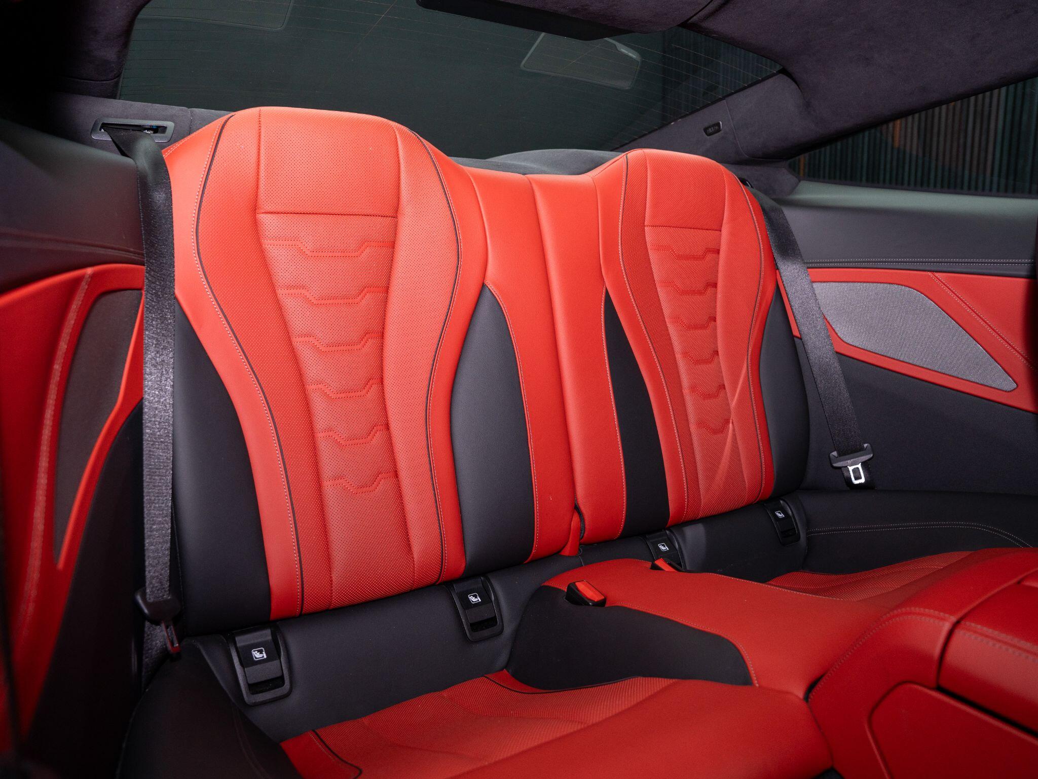 BMW 8 Series view 14